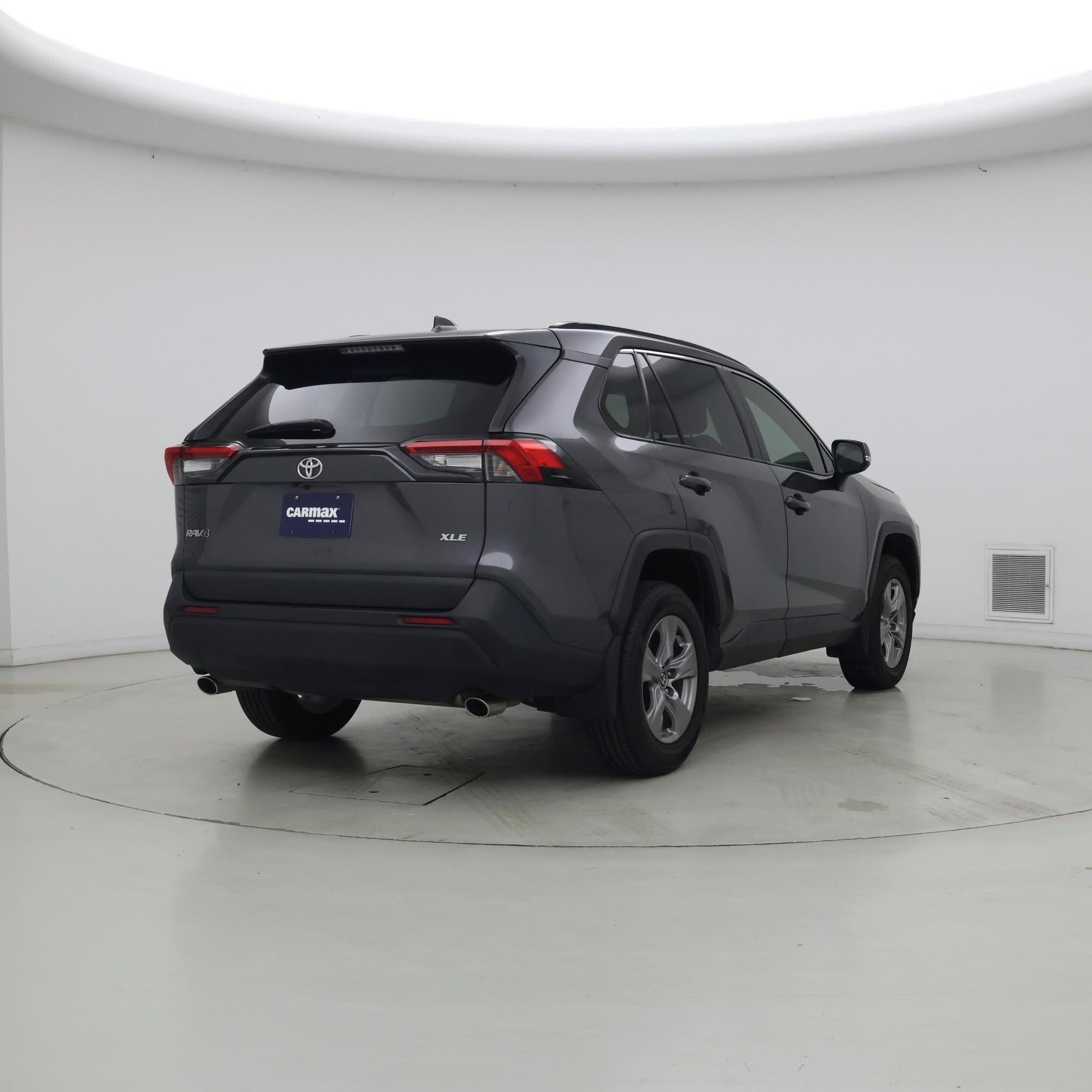 Thumbnail: 2024 Toyota RAV4 - 8