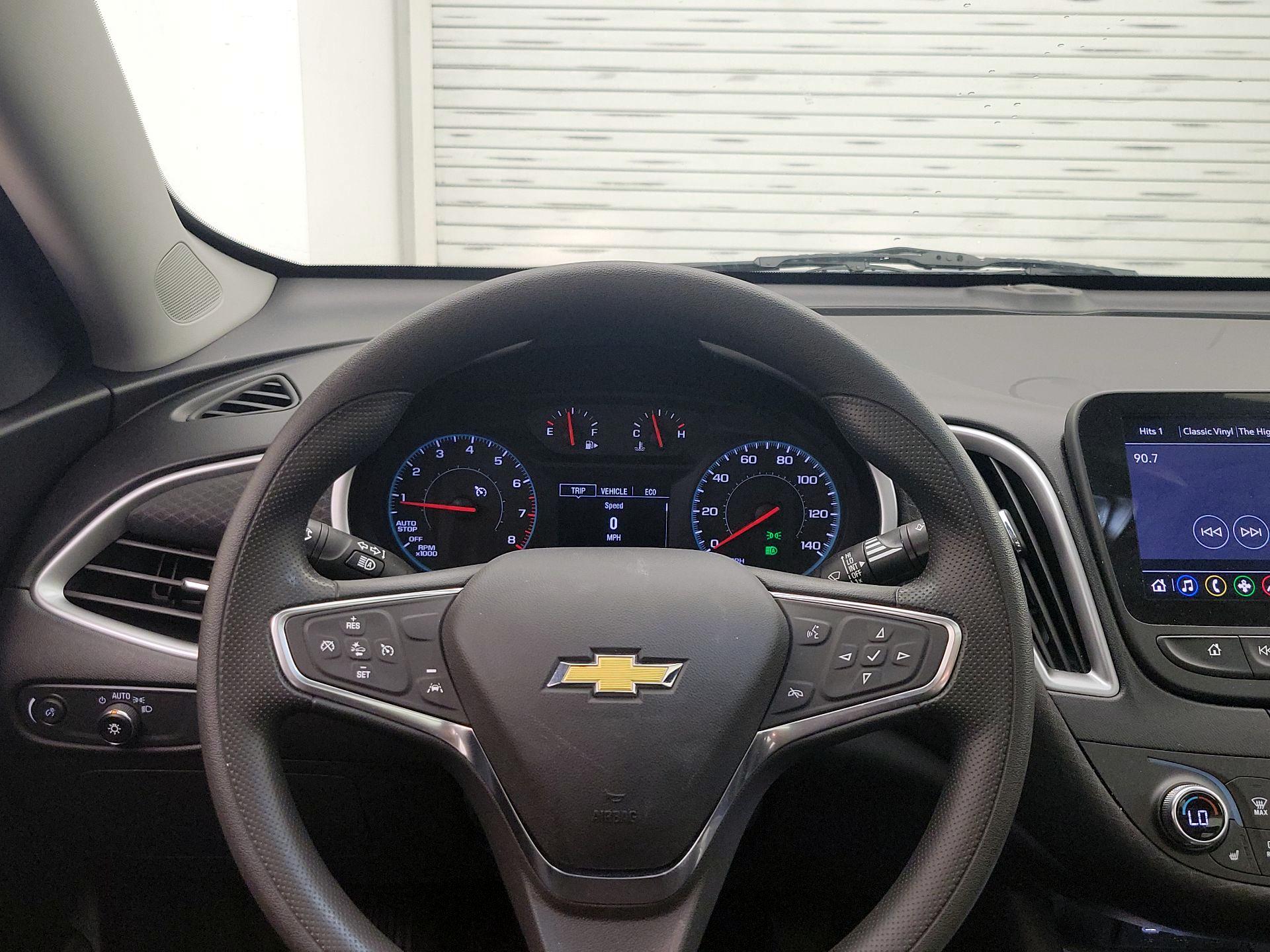 Thumbnail: 2024 Chevrolet Malibu - 10