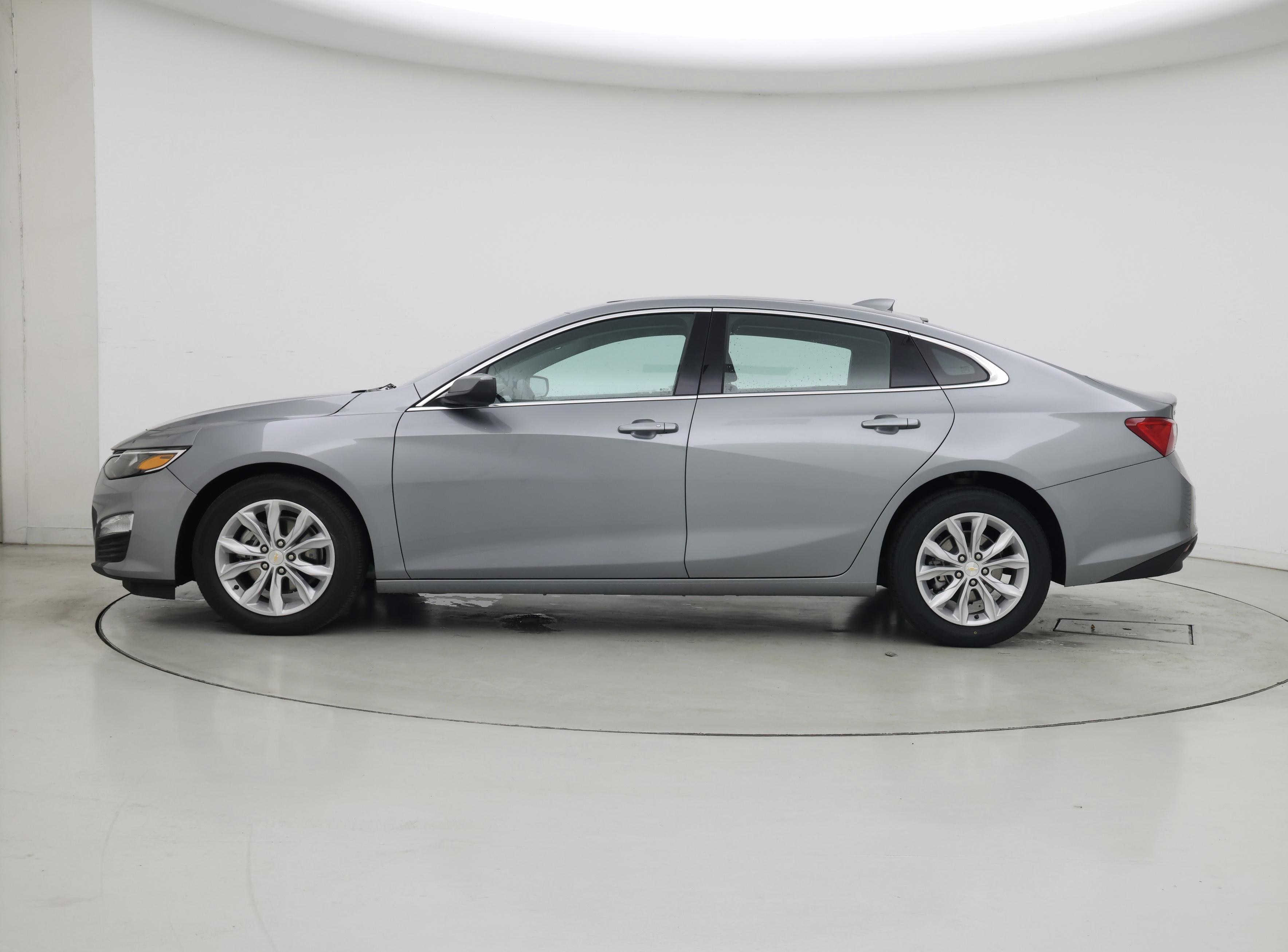 Thumbnail: 2024 Chevrolet Malibu - 3