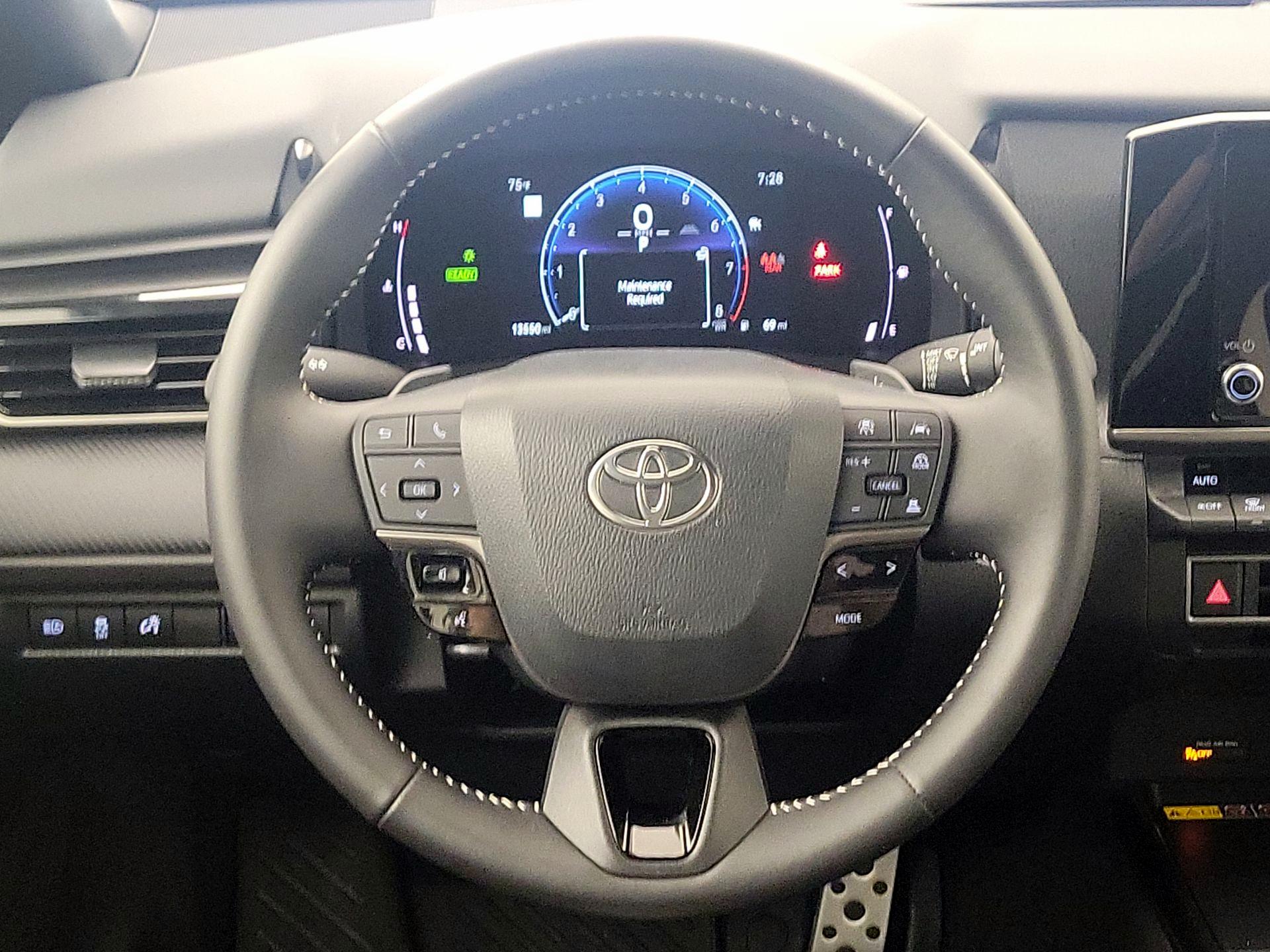 Thumbnail: 2025 Toyota Camry - 10