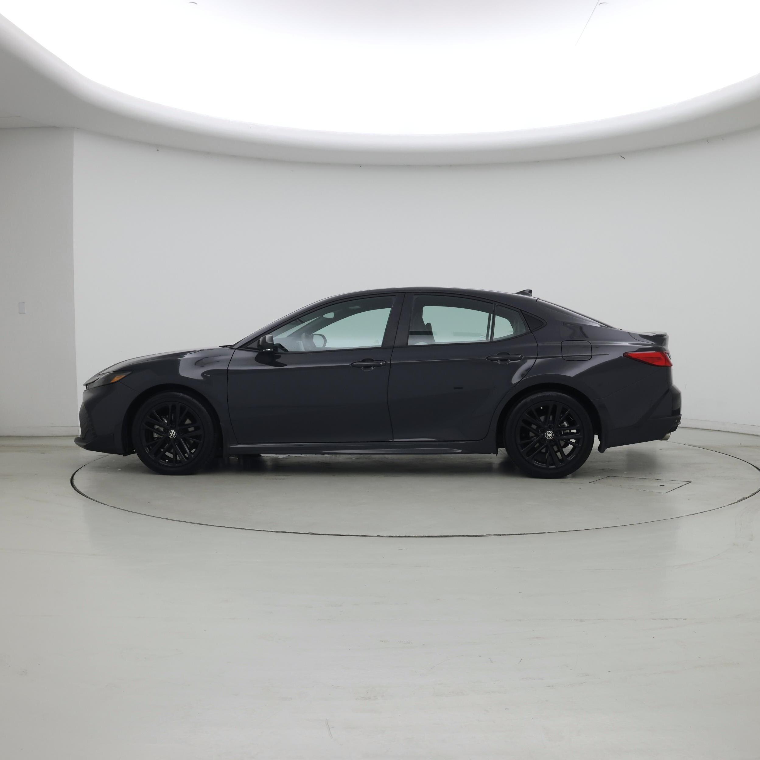 Thumbnail: 2025 Toyota Camry - 3