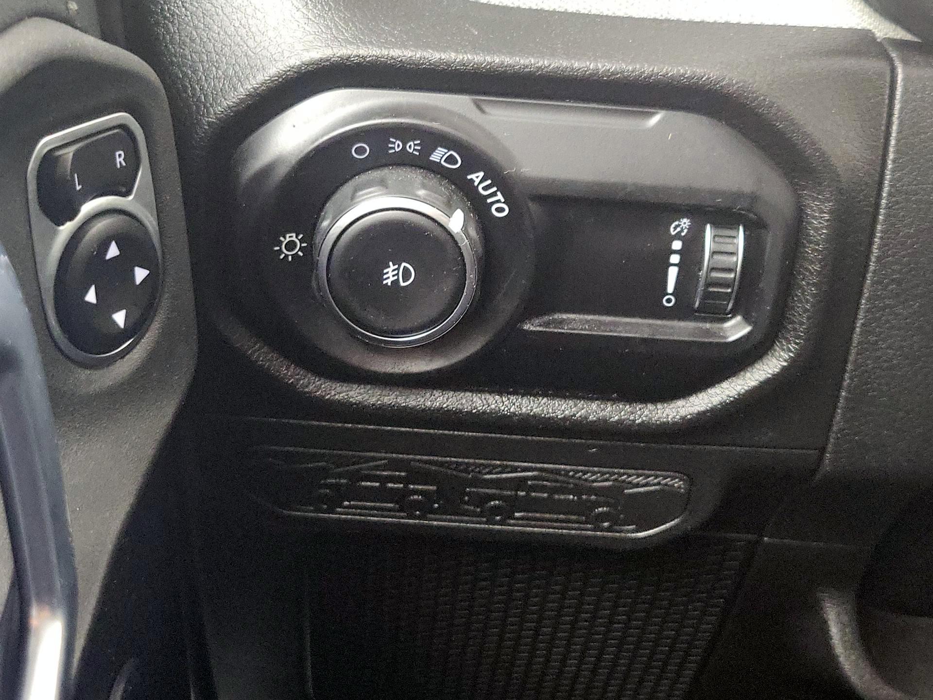 Thumbnail: 2025 Jeep Wrangler - 13