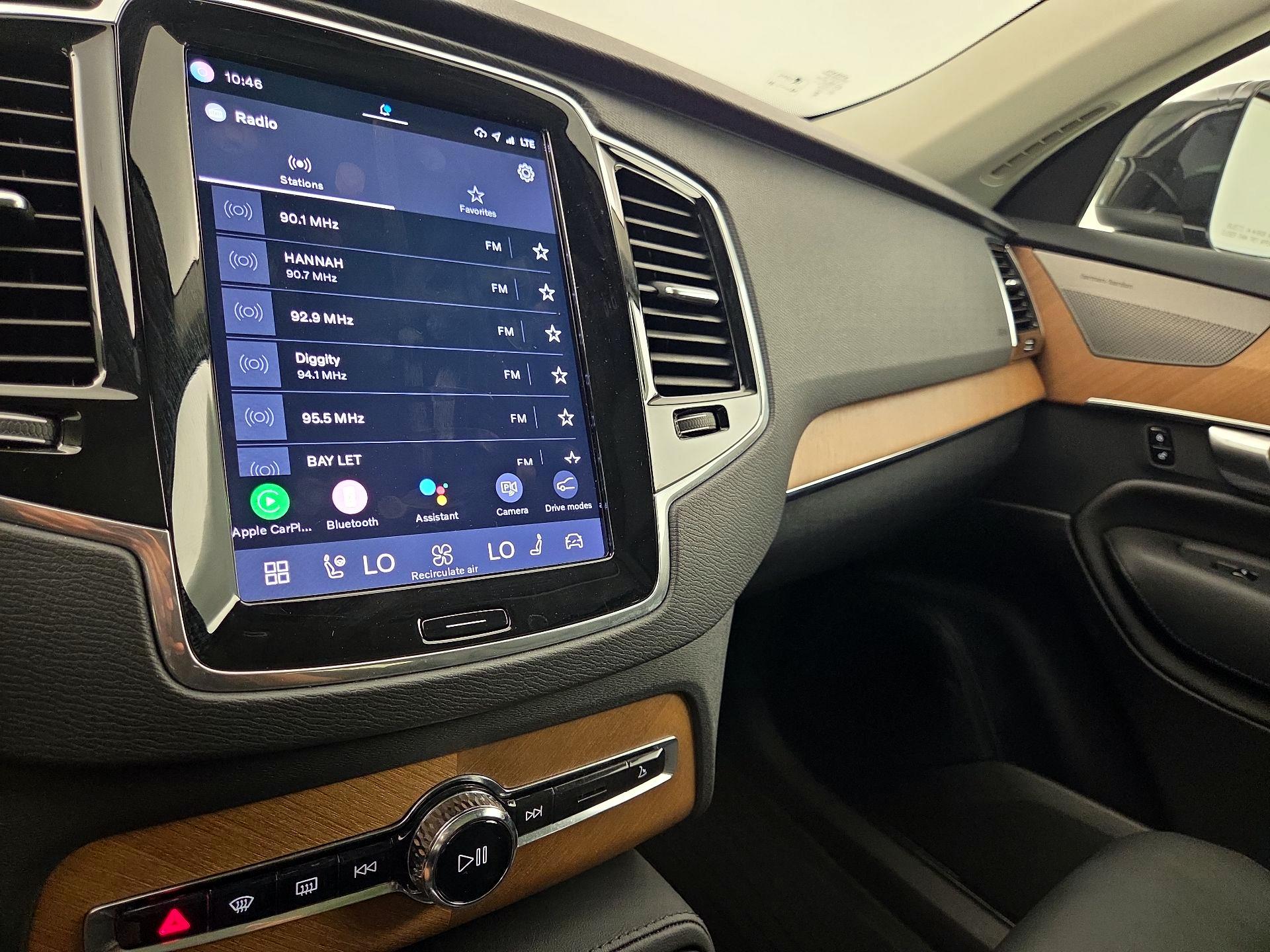 Thumbnail: 2023 Volvo XC90 - 16