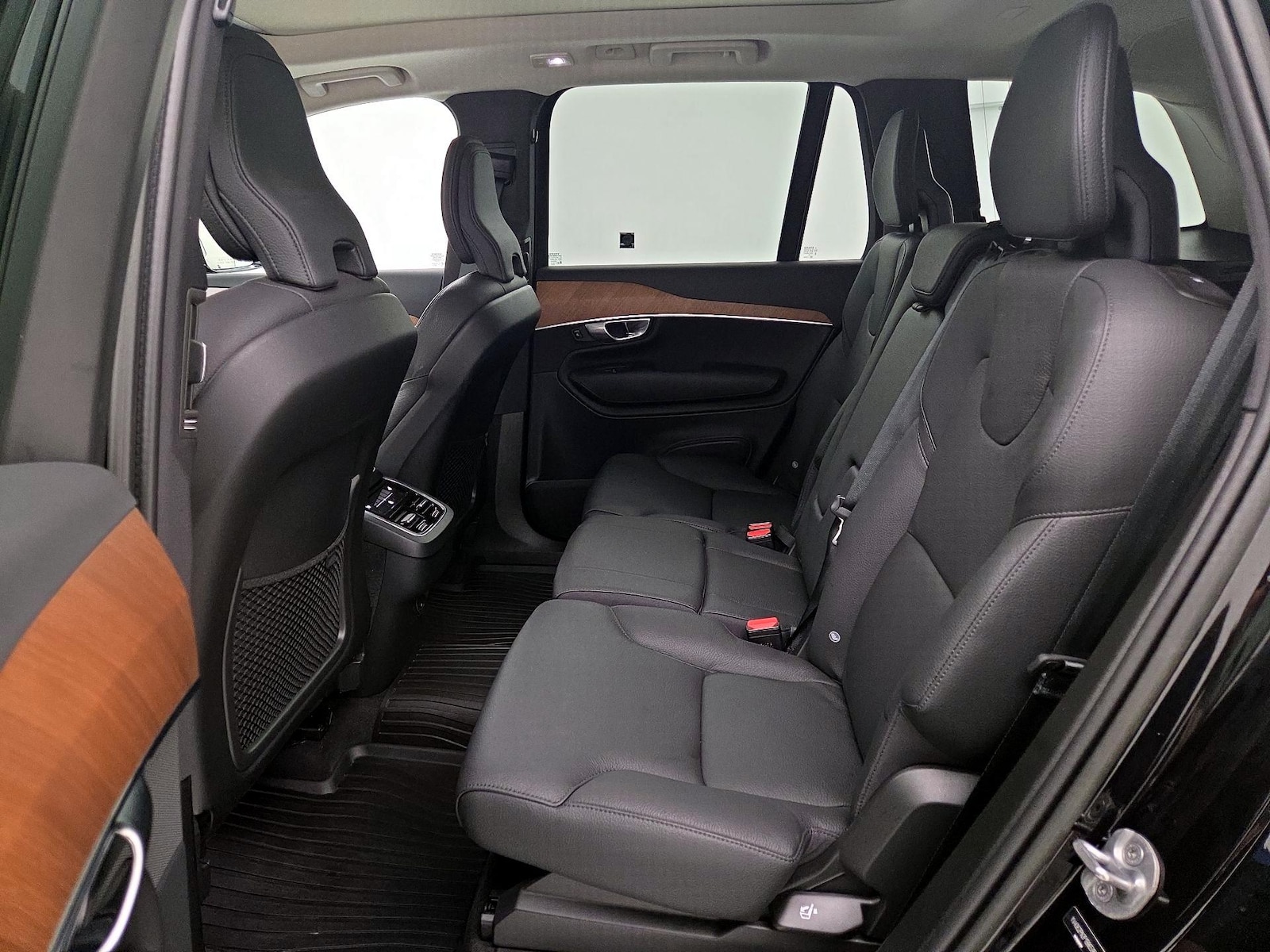 2023 Volvo XC90 Plus - Photo 22