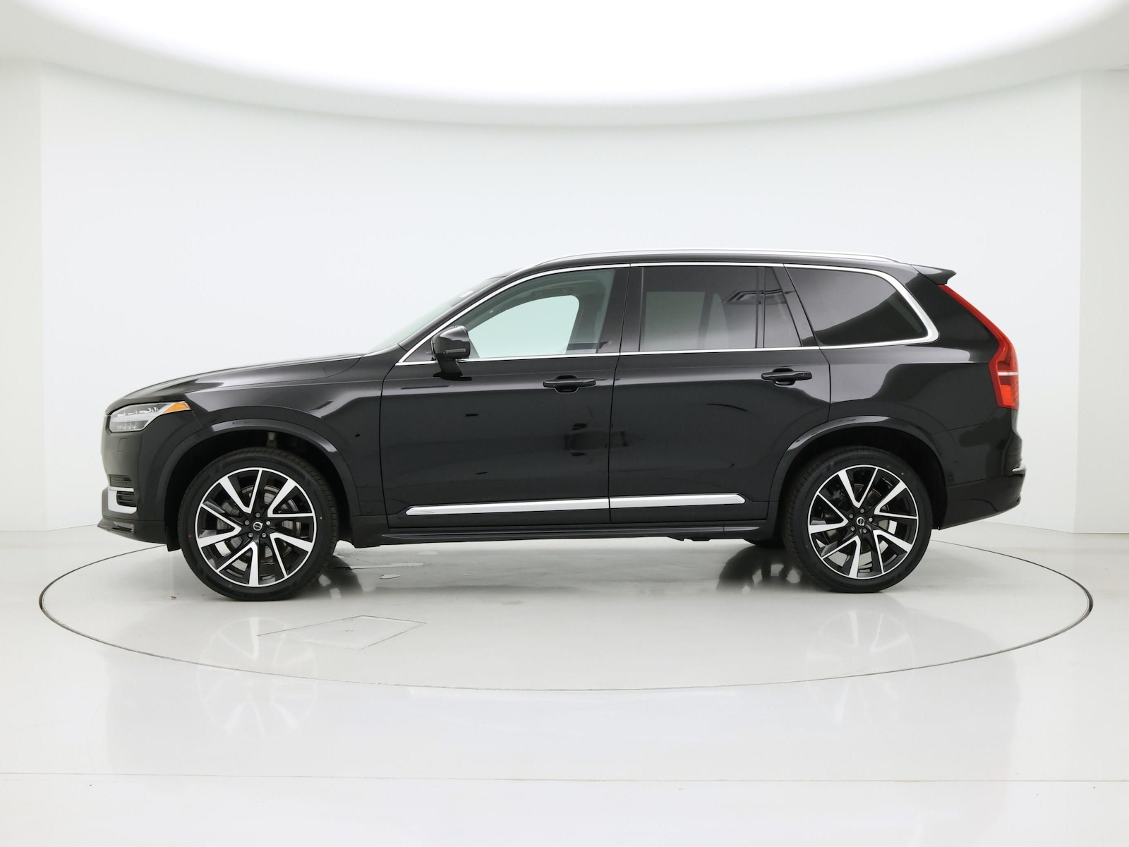 2023 Volvo XC90 Plus - Photo 4