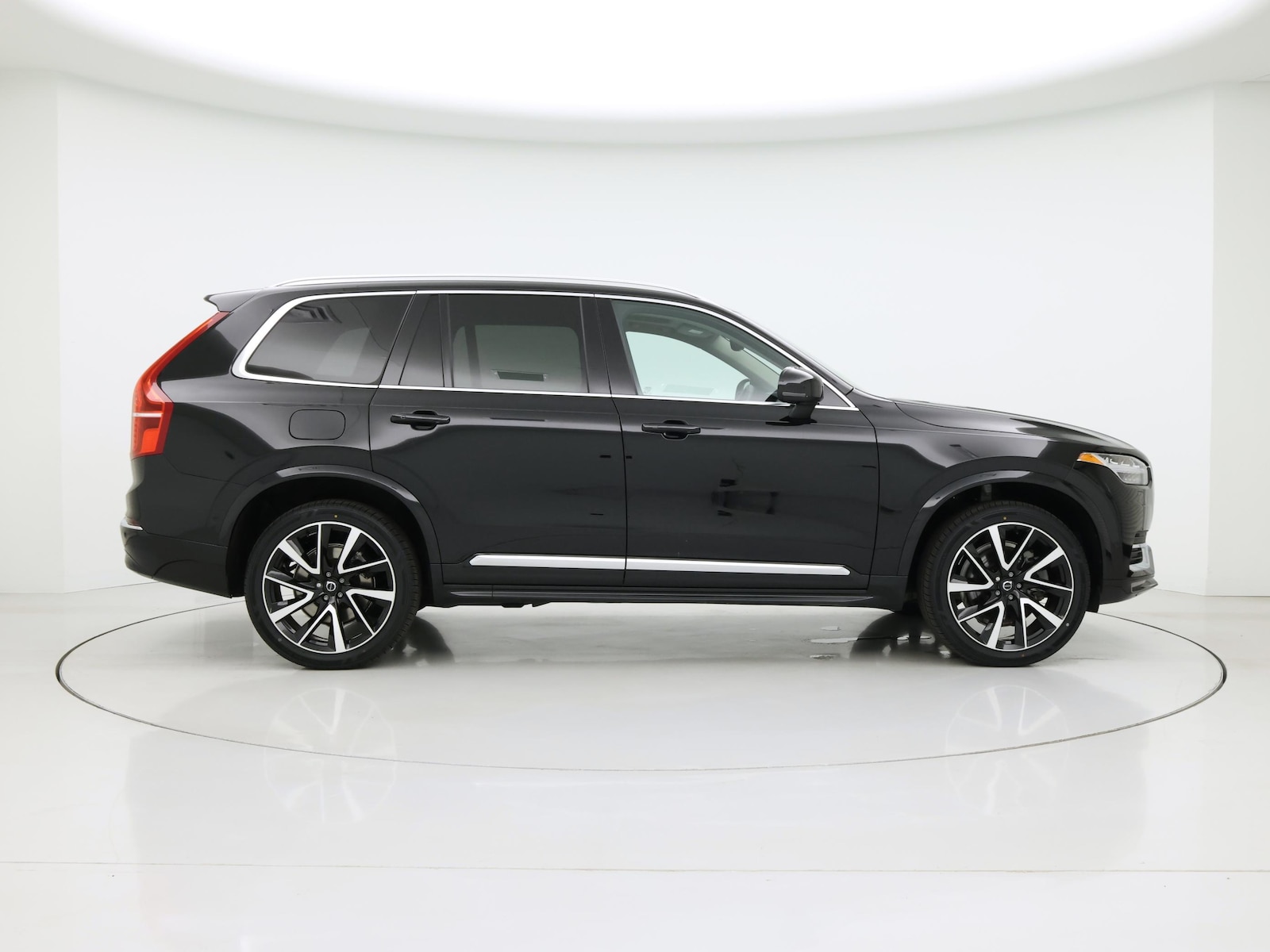 2023 Volvo XC90 Plus - Photo 8