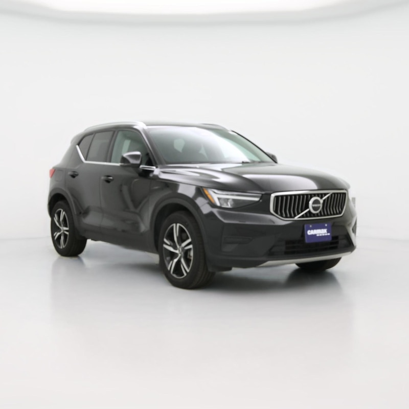 2025 Volvo XC40 B5 Core Bright Theme
