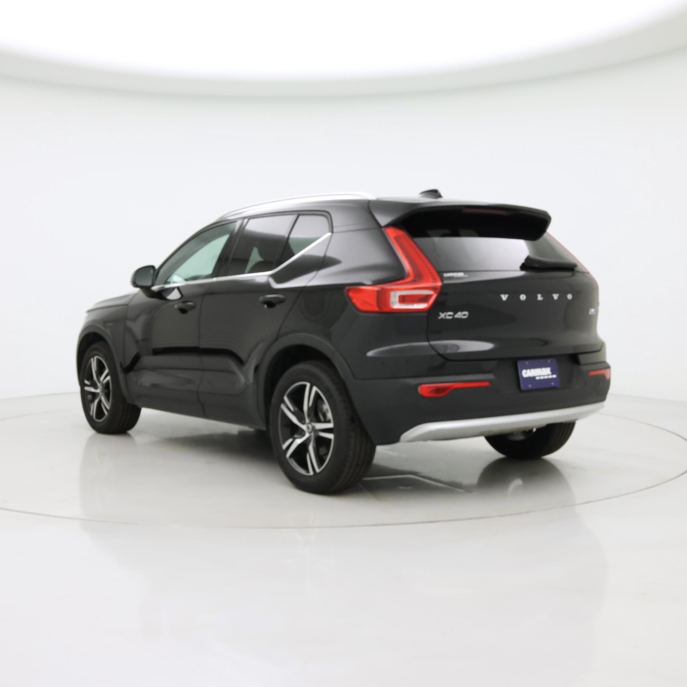 Thumbnail: 2025 Volvo XC40 - 2
