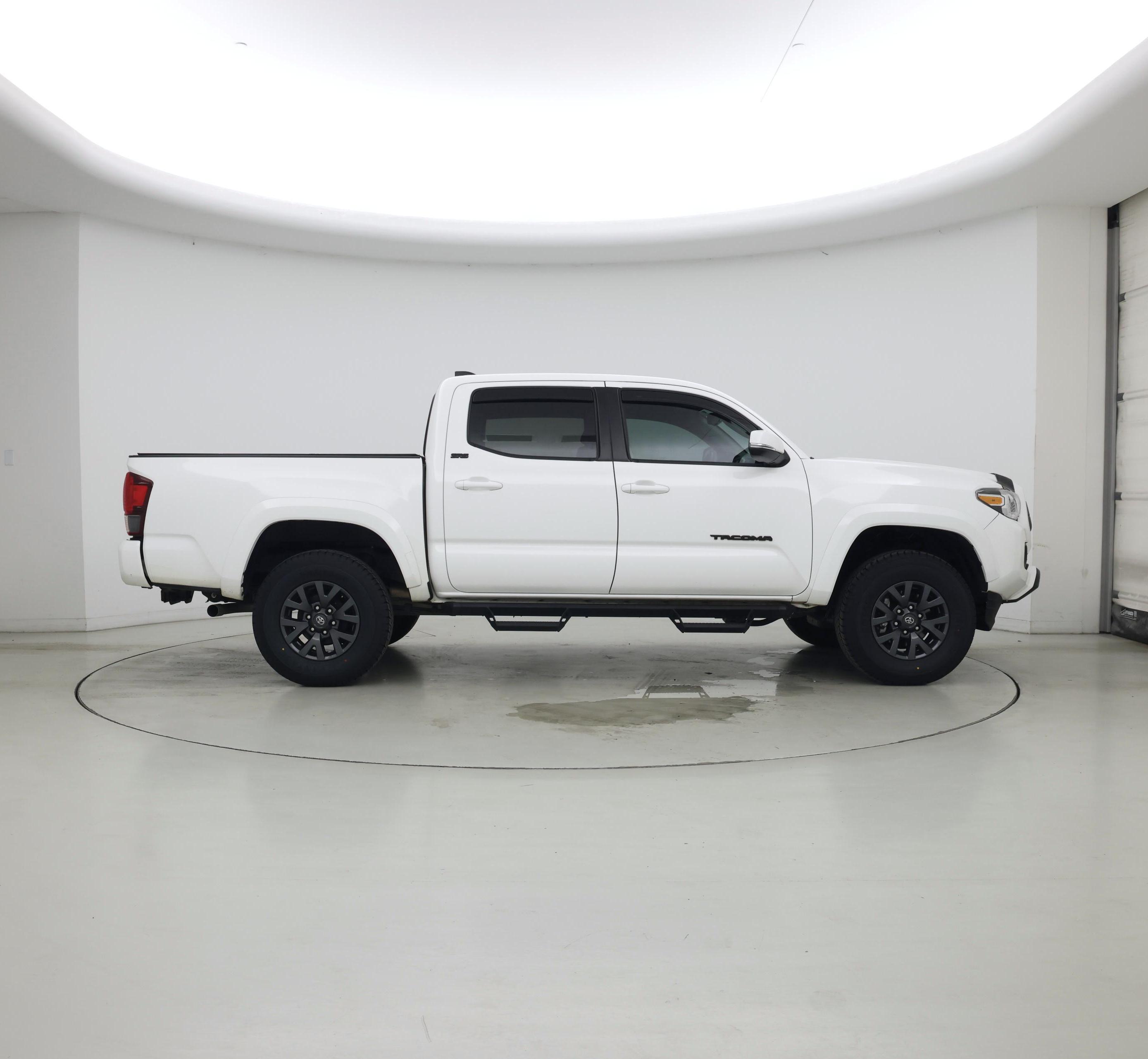 Thumbnail: 2023 Toyota Tacoma - 7