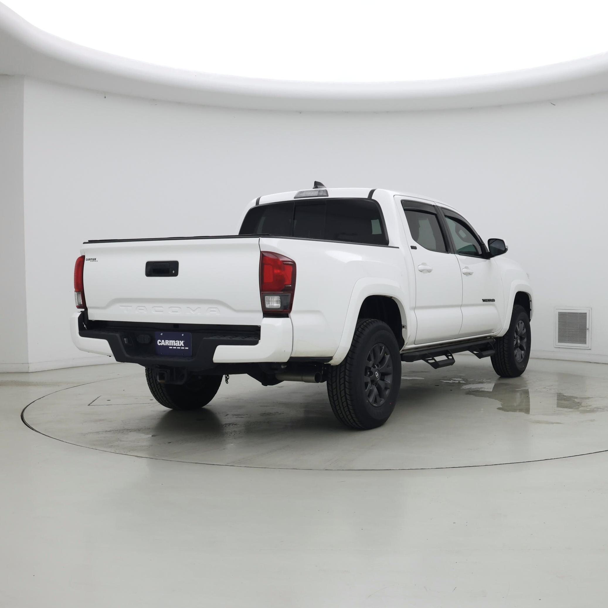 Thumbnail: 2023 Toyota Tacoma - 8