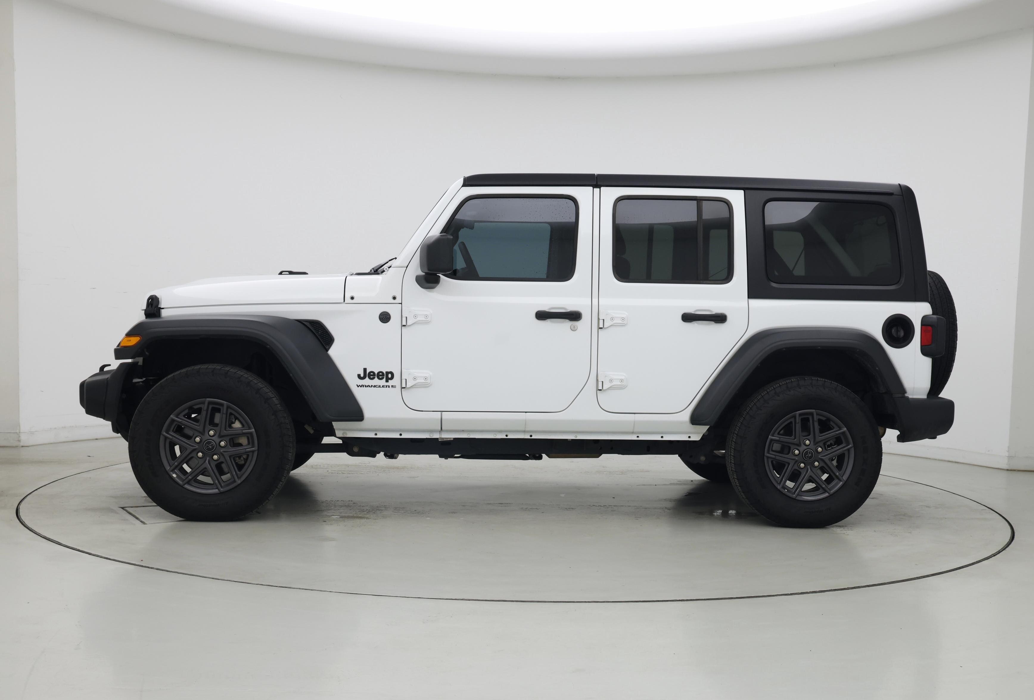 Thumbnail: 2025 Jeep Wrangler - 3