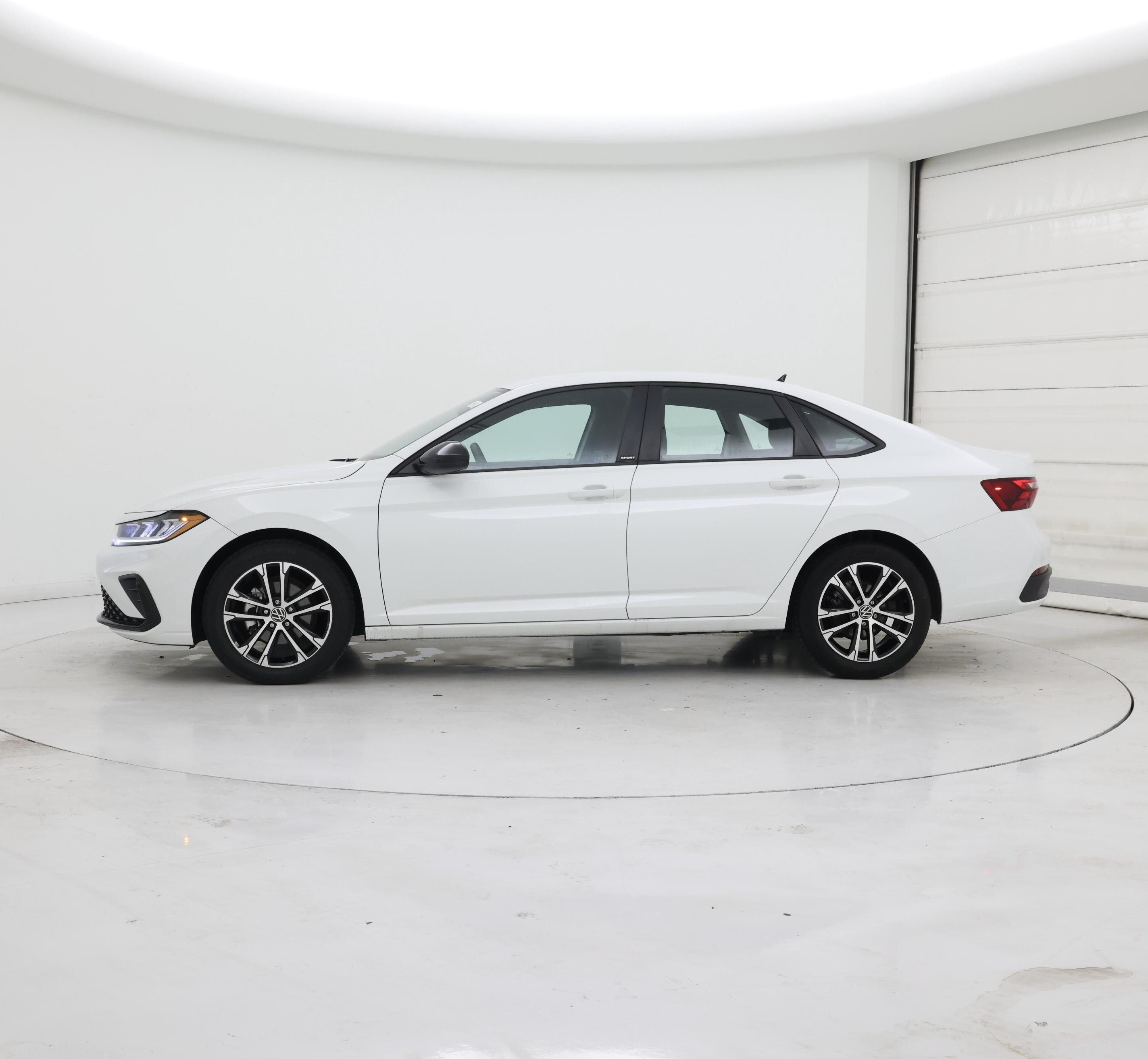 Thumbnail: 2025 Volkswagen Jetta - 3