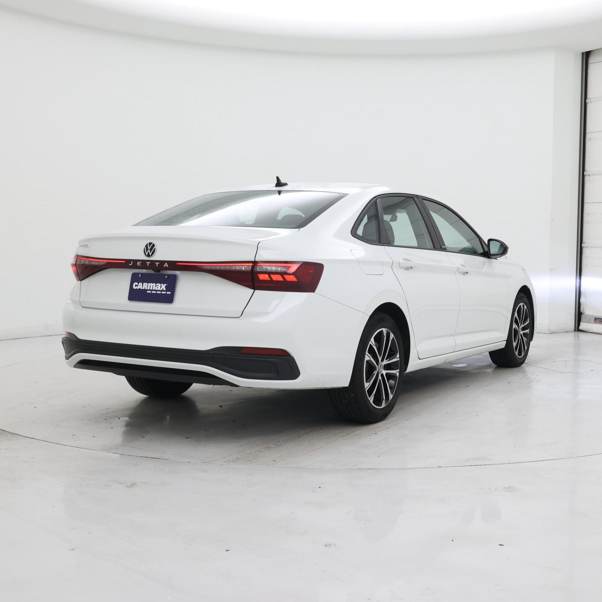 Thumbnail: 2025 Volkswagen Jetta - 8