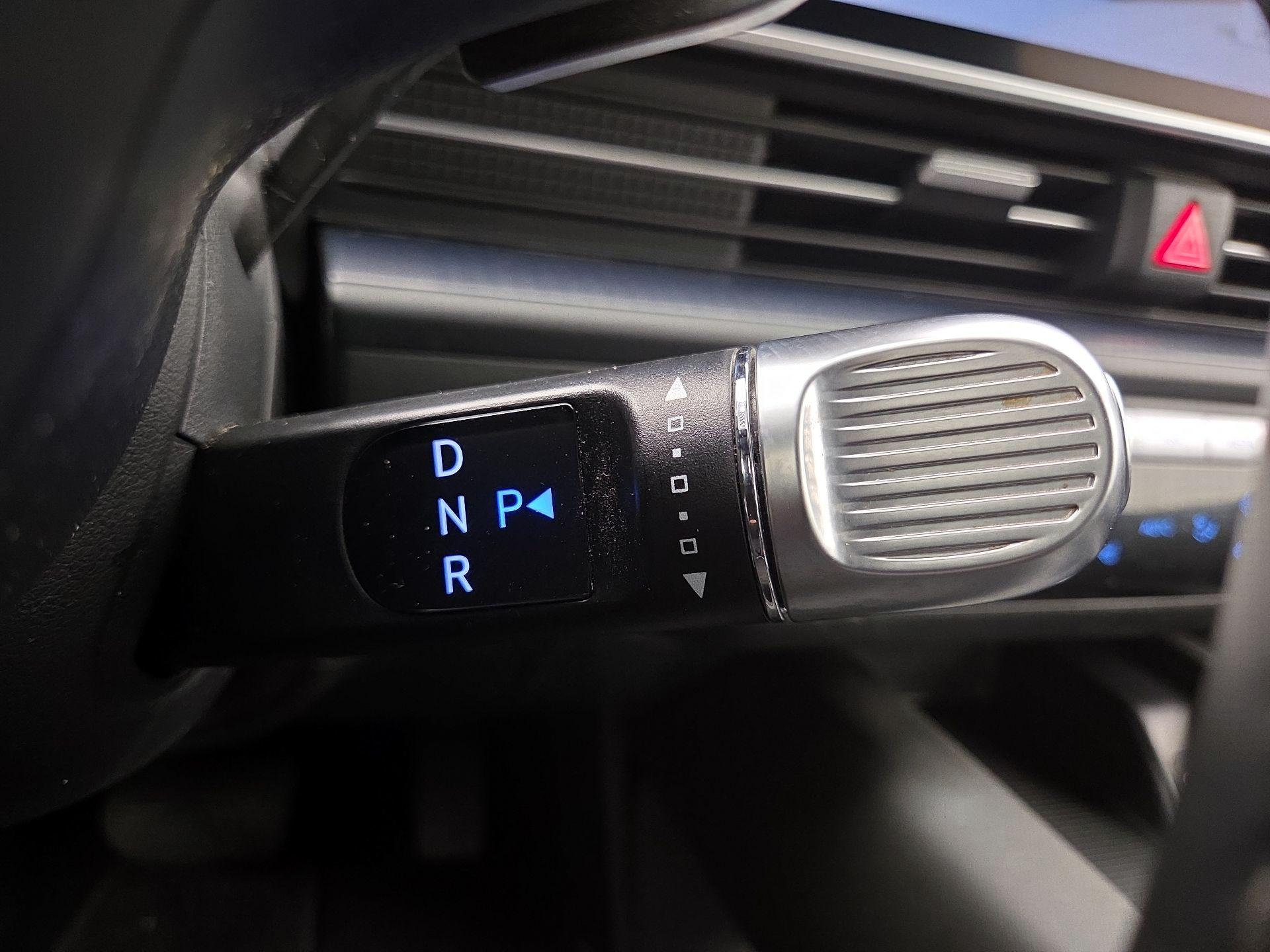 Thumbnail: 2024 Hyundai Ioniq 6 - 18