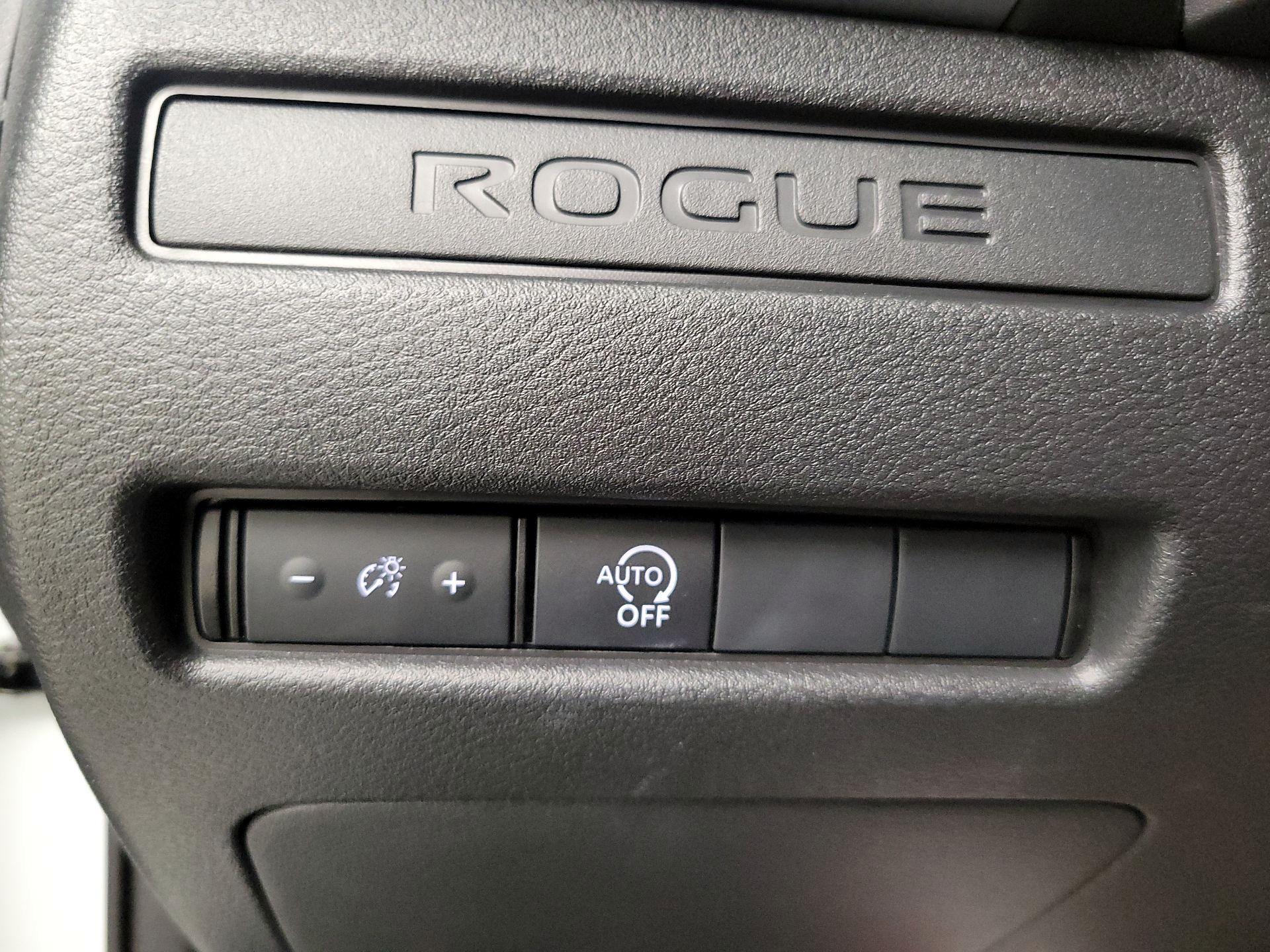 Thumbnail: 2025 Nissan Rogue - 13