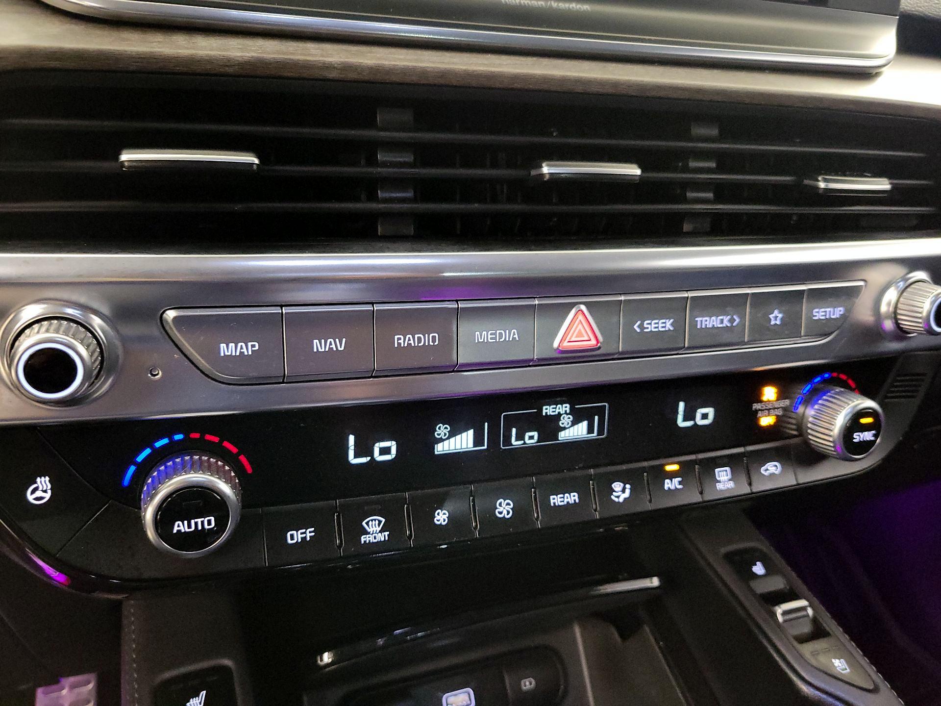 Thumbnail: 2020 Kia Telluride - 17