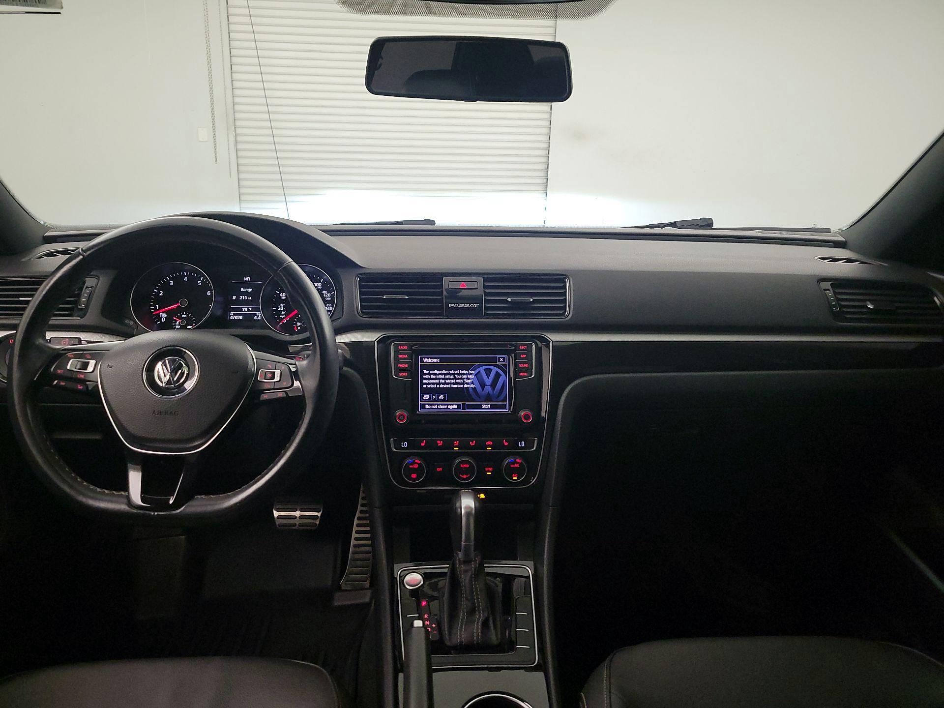 Thumbnail: 2018 Volkswagen Passat - 9
