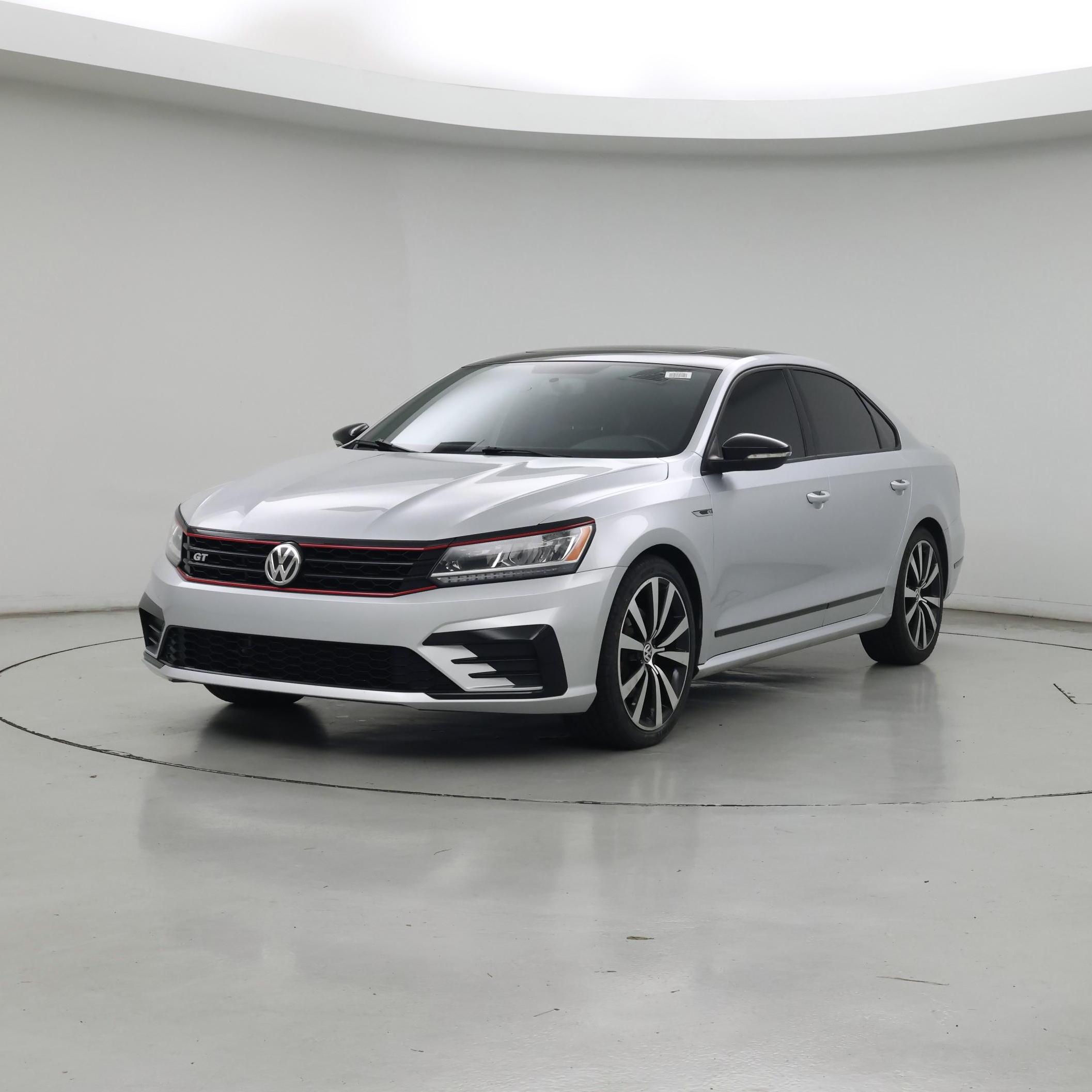 Thumbnail: 2018 Volkswagen Passat - 4