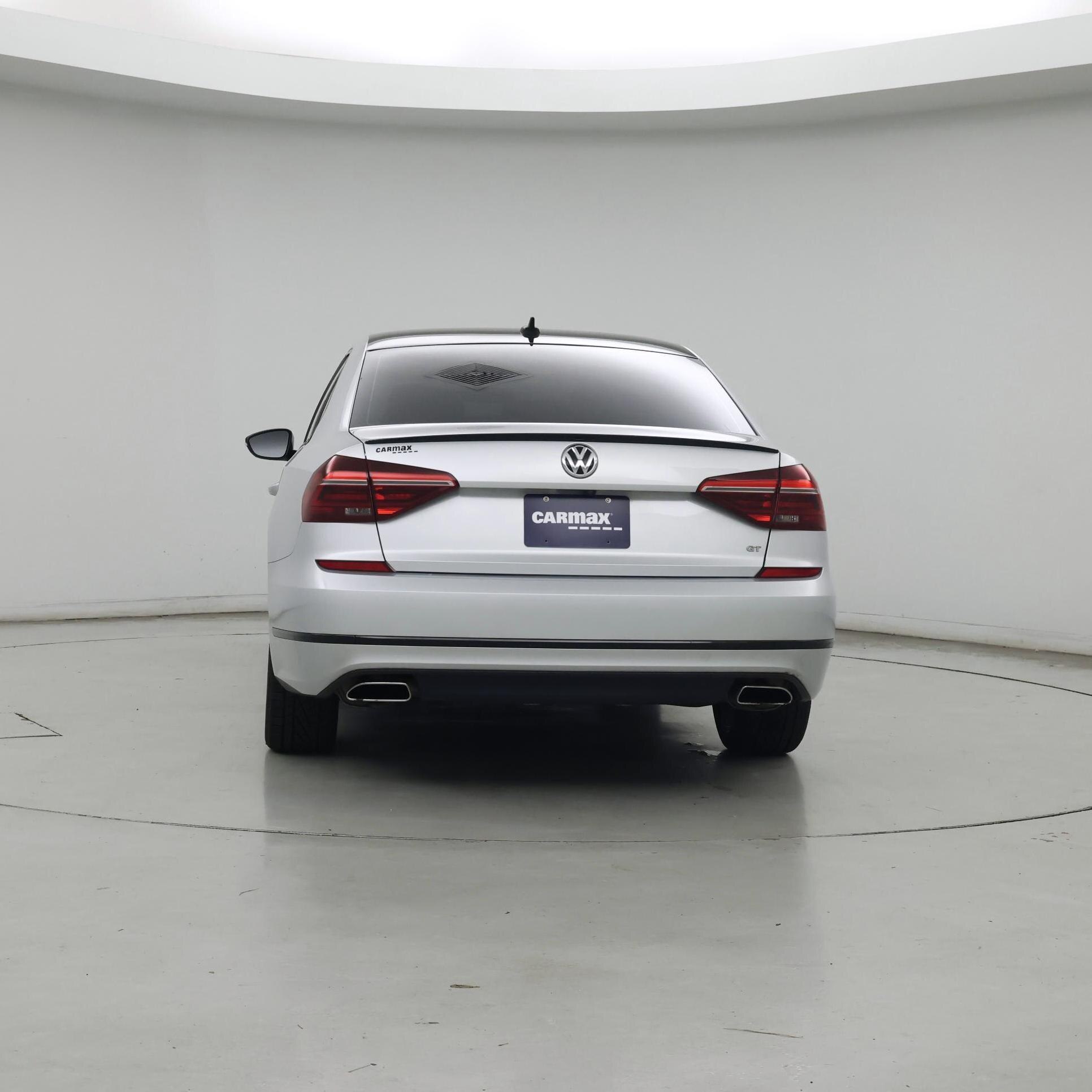 Thumbnail: 2018 Volkswagen Passat - 6