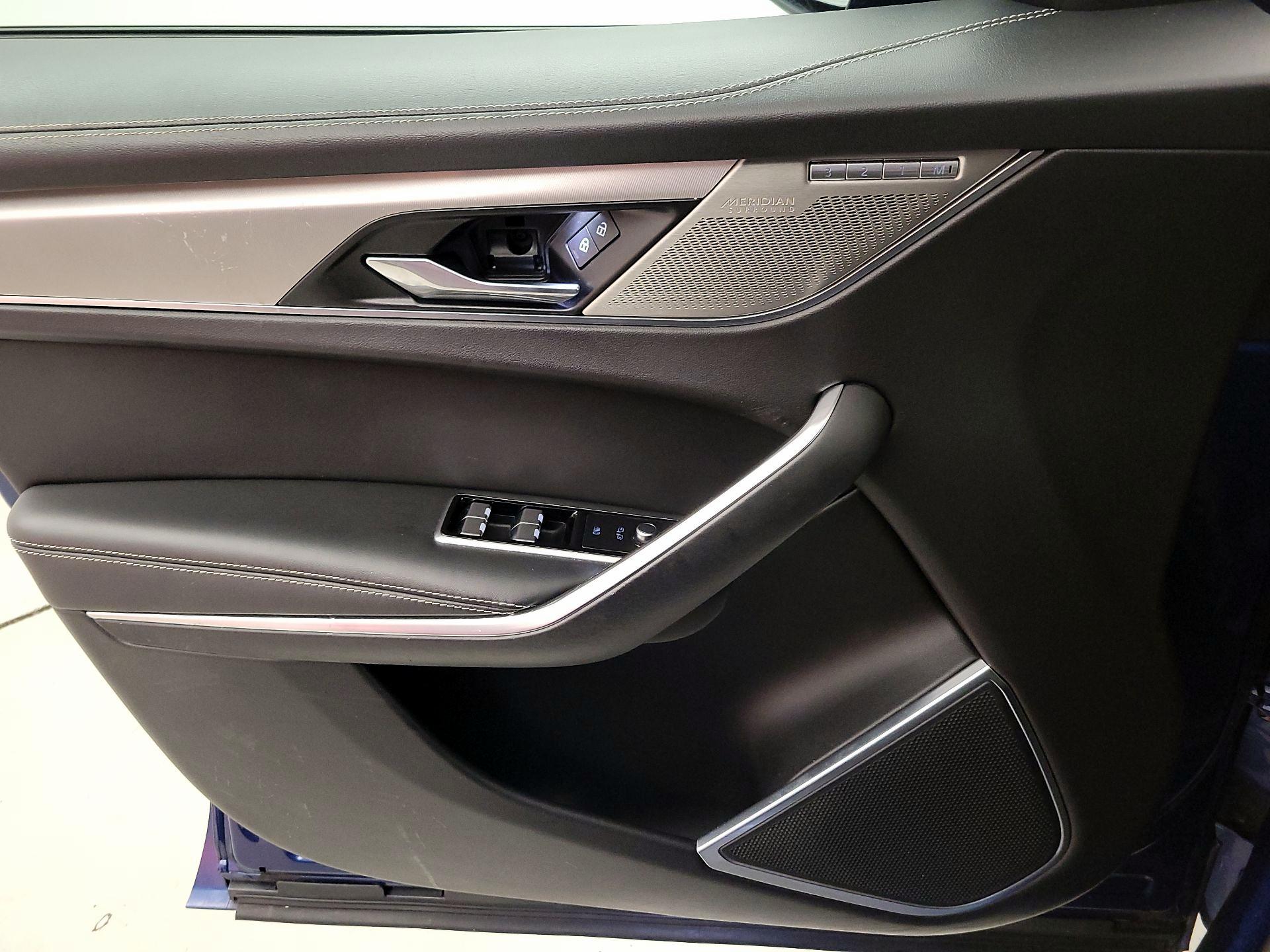 Thumbnail: 2021 Jaguar F-Pace - 12