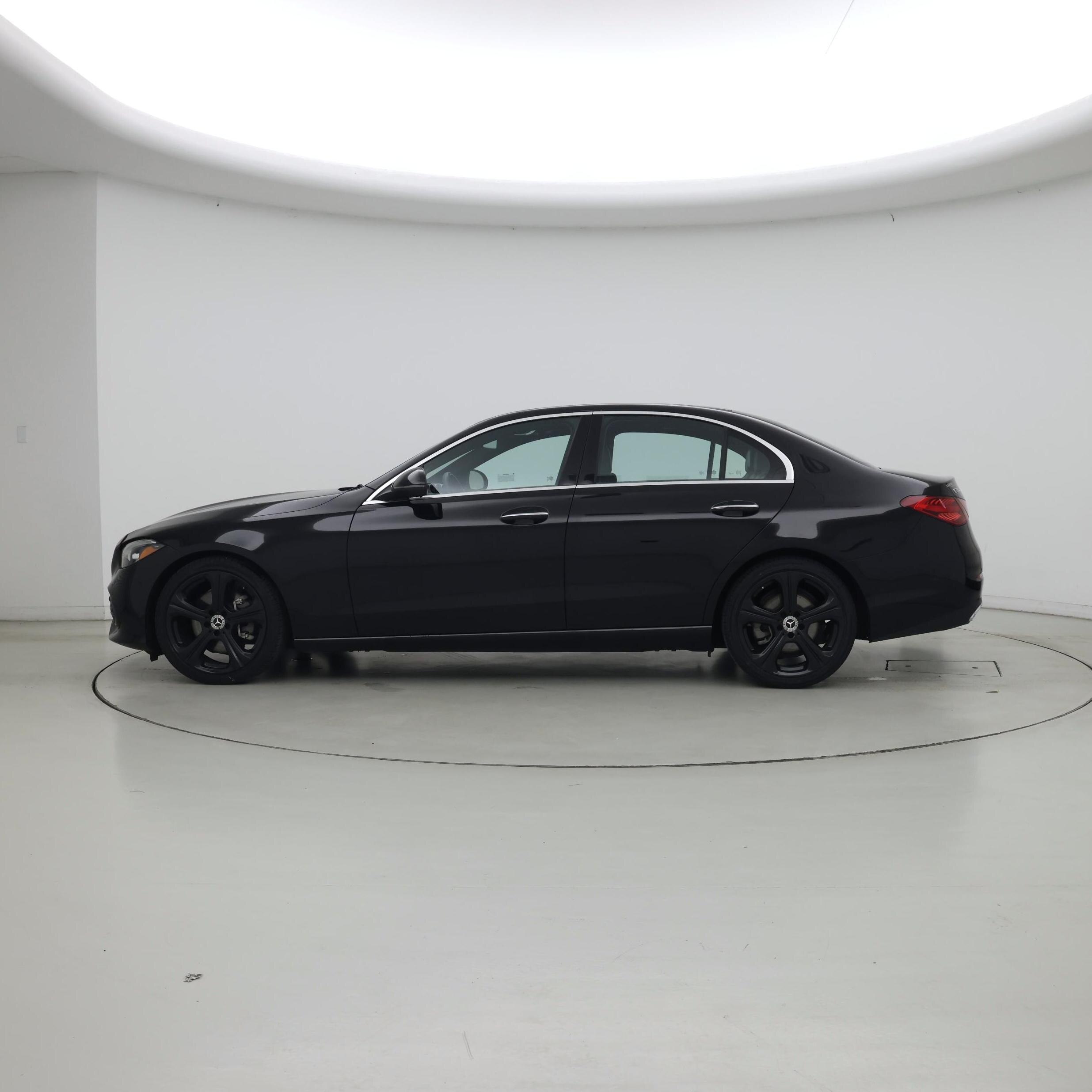 Thumbnail: 2025 Mercedes-Benz C-Class - 3
