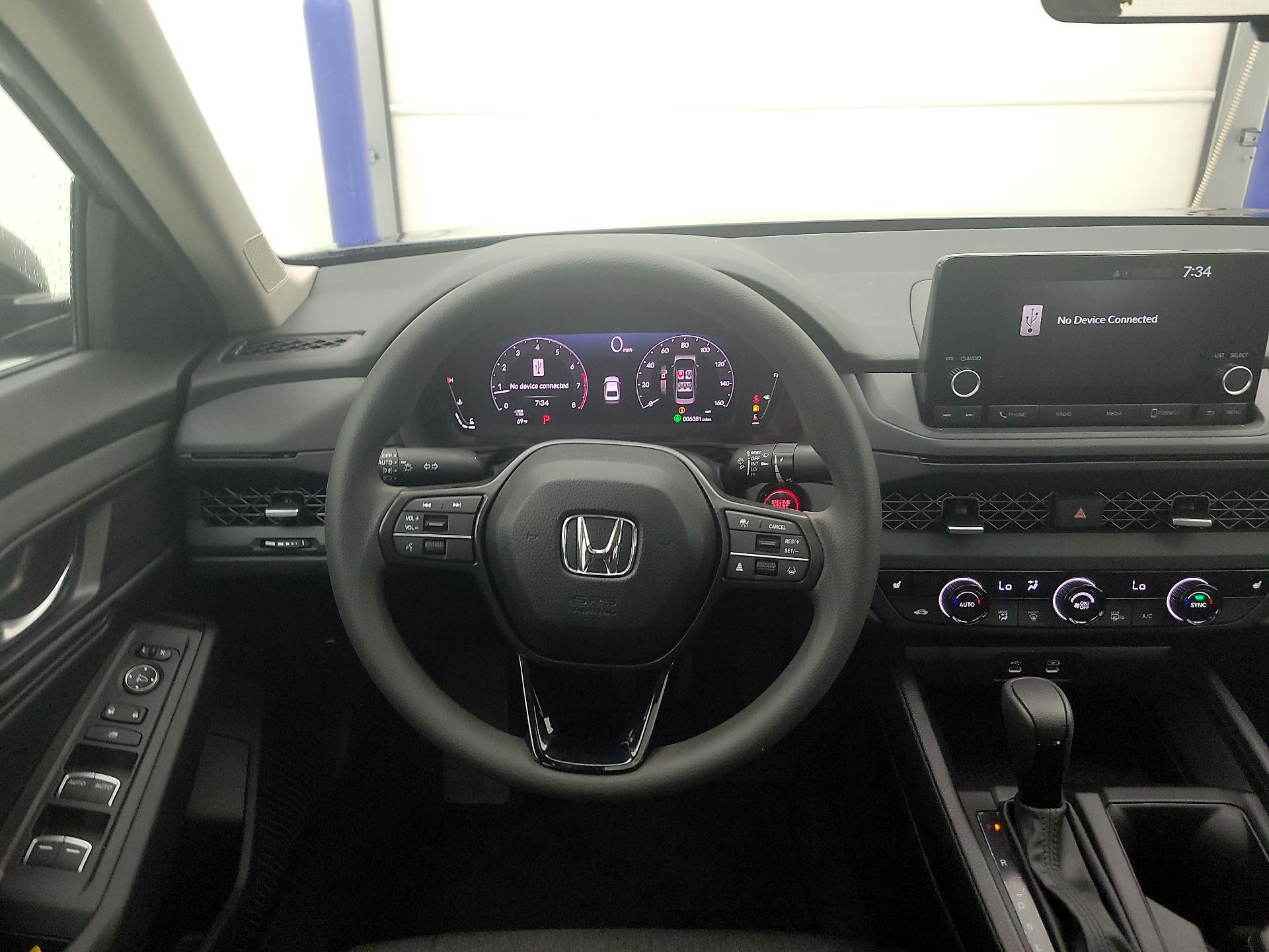 Thumbnail: 2025 Honda Accord - 10