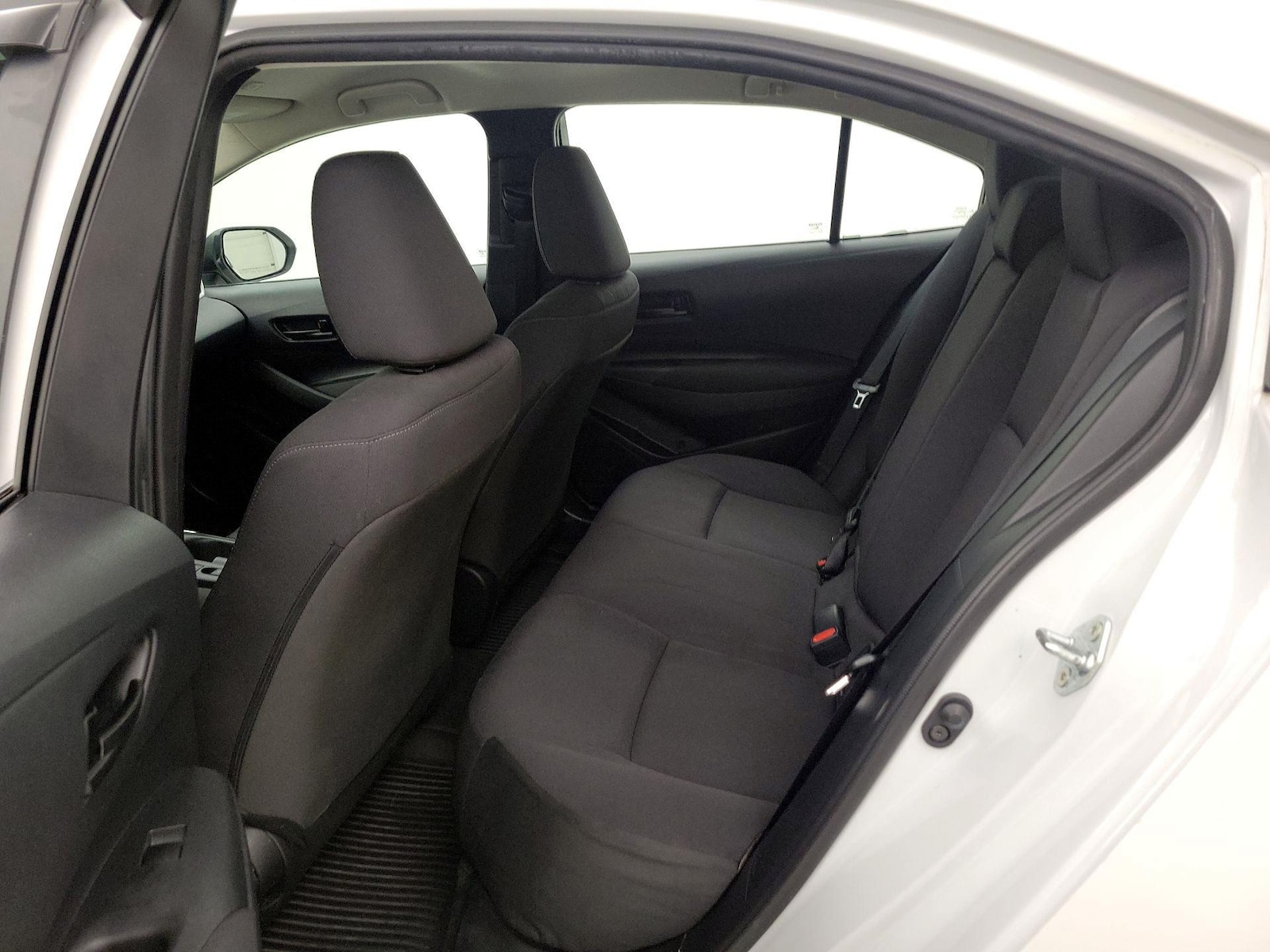 2024 Toyota Corolla LE - Photo 20