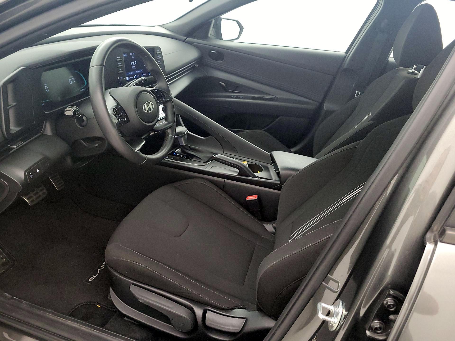 Thumbnail: 2025 Hyundai Elantra - 11