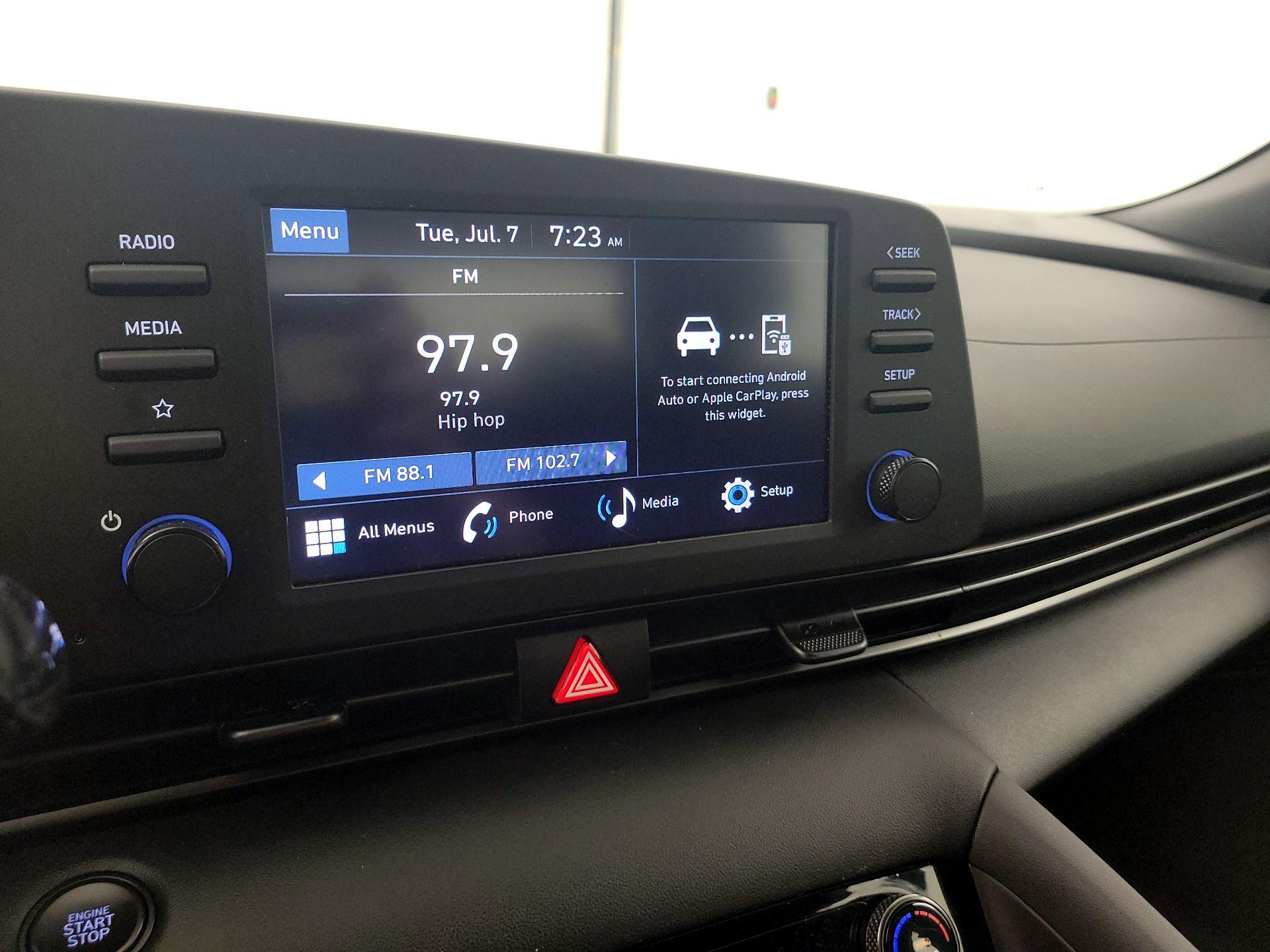 Thumbnail: 2025 Hyundai Elantra - 15