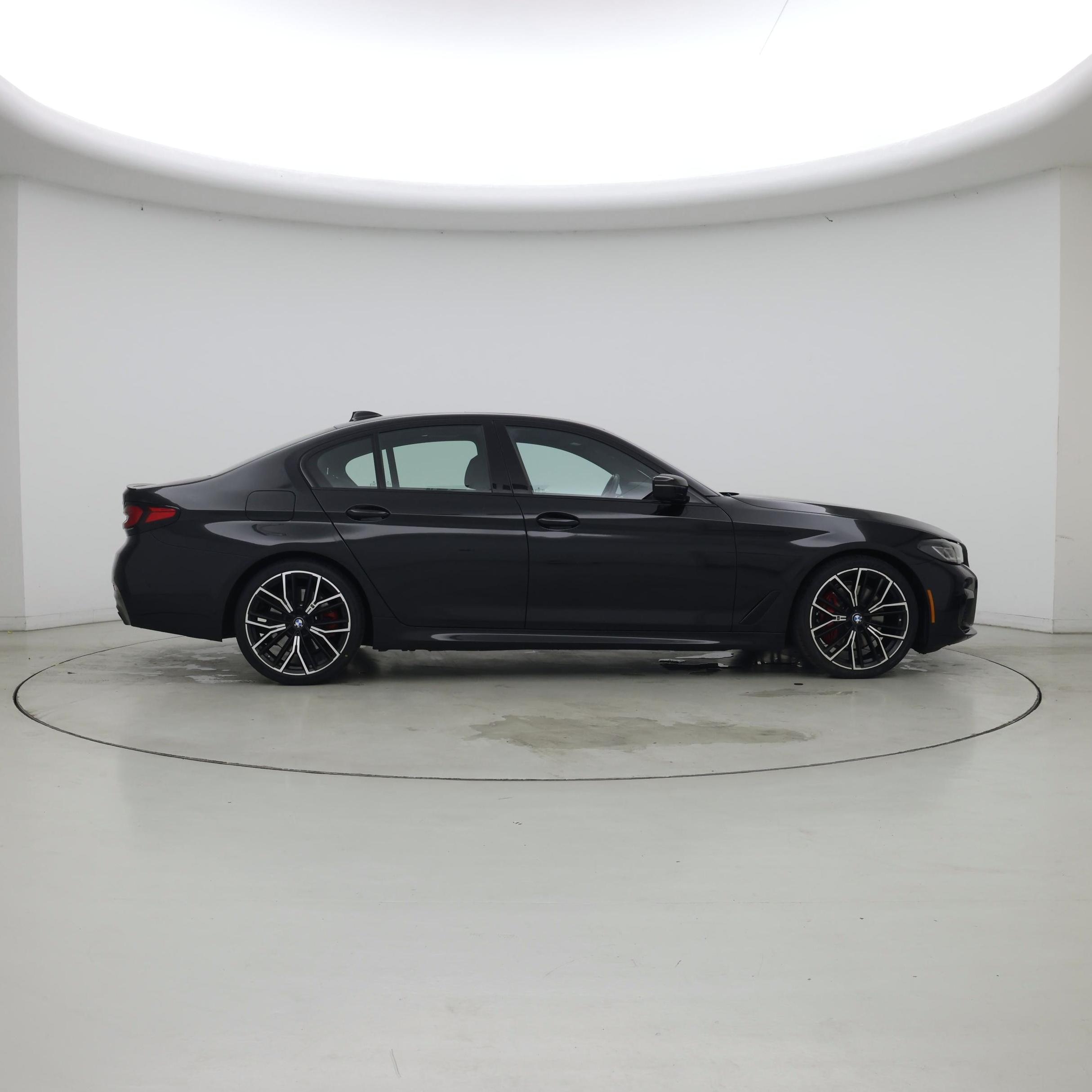 Thumbnail: 2023 BMW 5 Series - 7