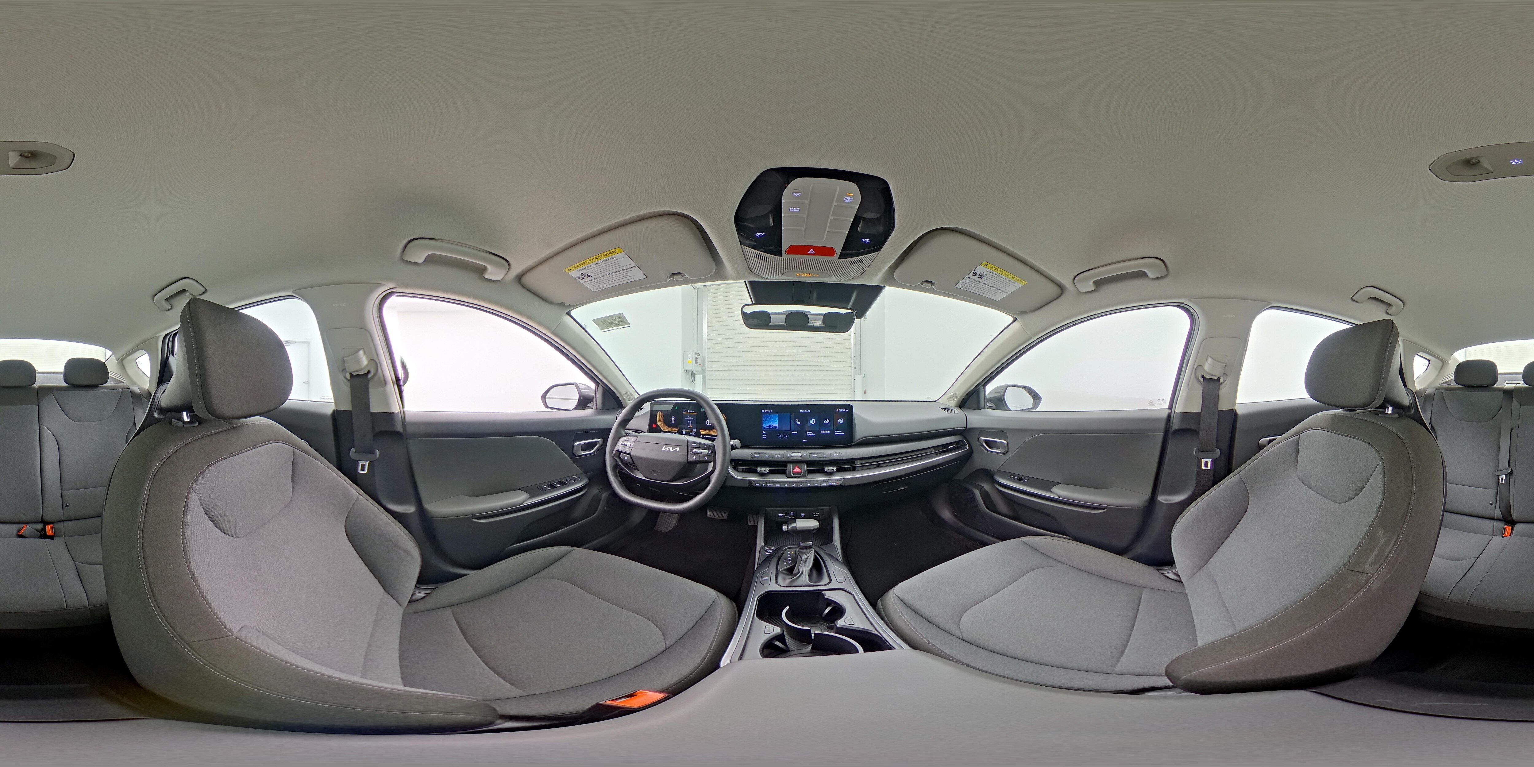 2025 Kia K4 LXS - Photo 24