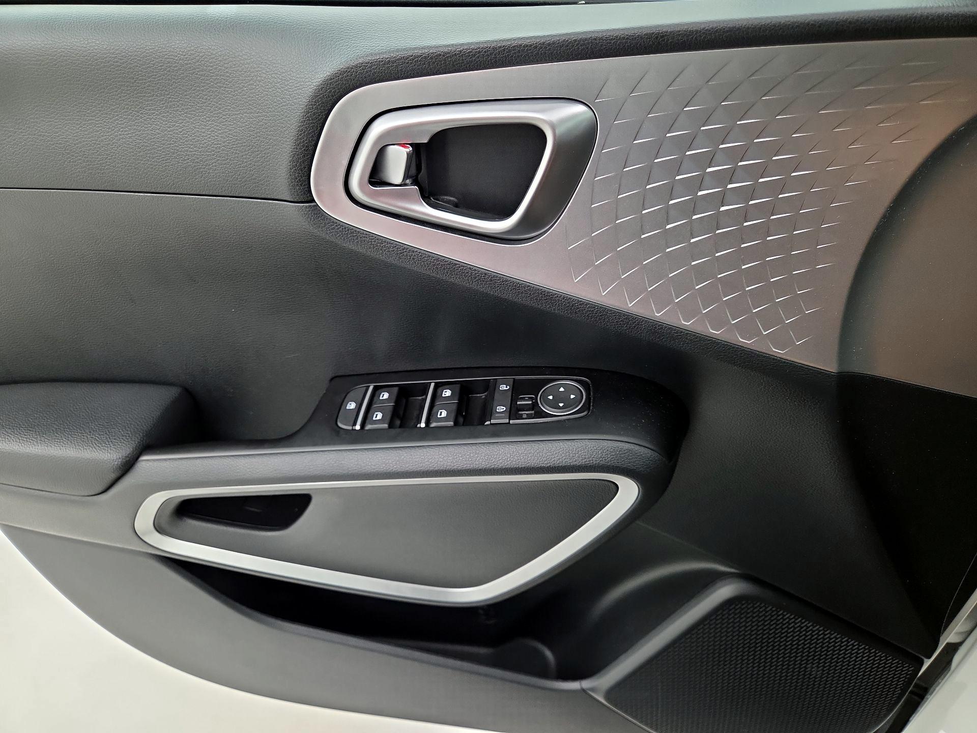 Thumbnail: 2025 Kia Soul - 12