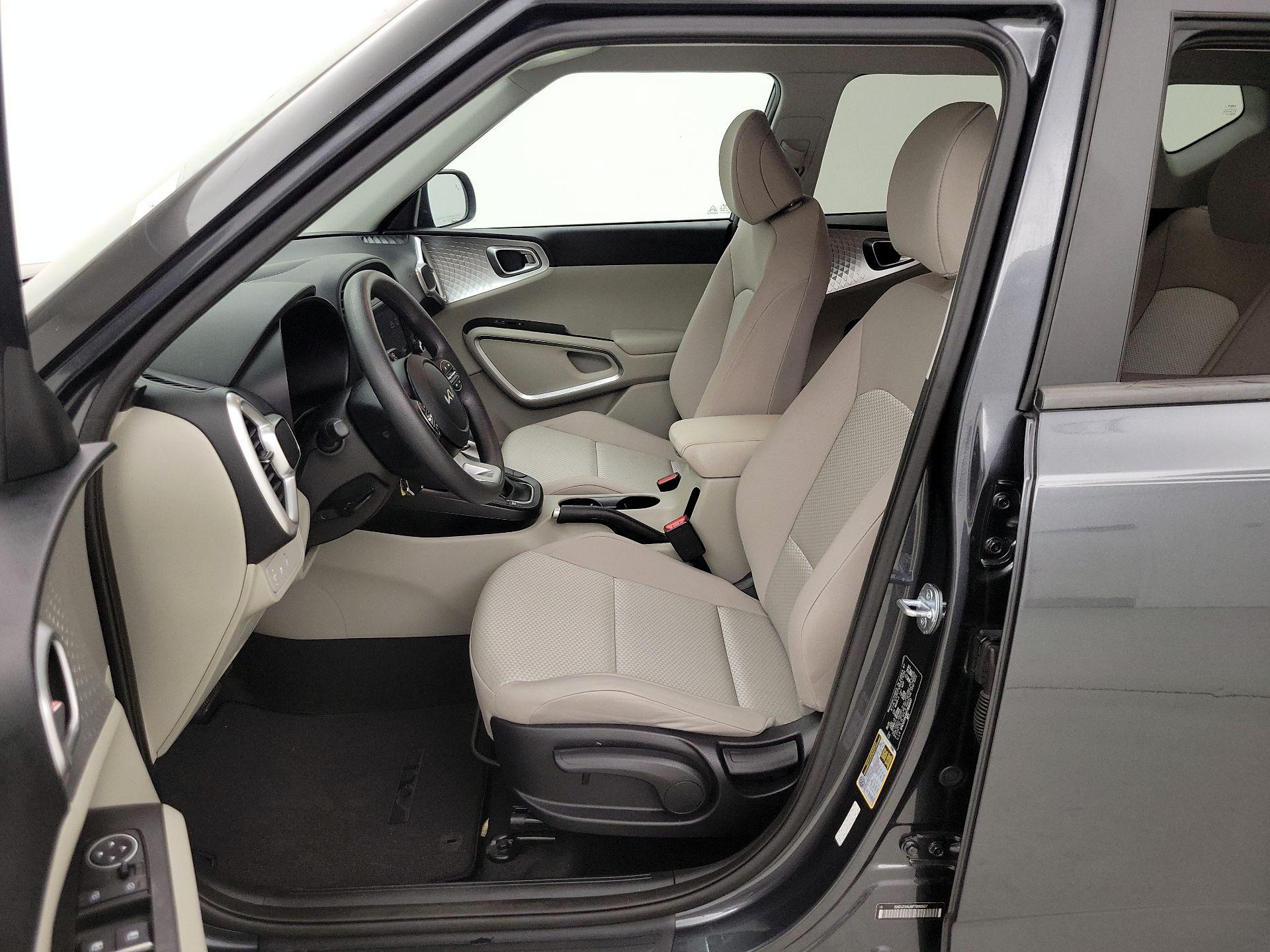 Thumbnail: 2023 Kia Soul - 11