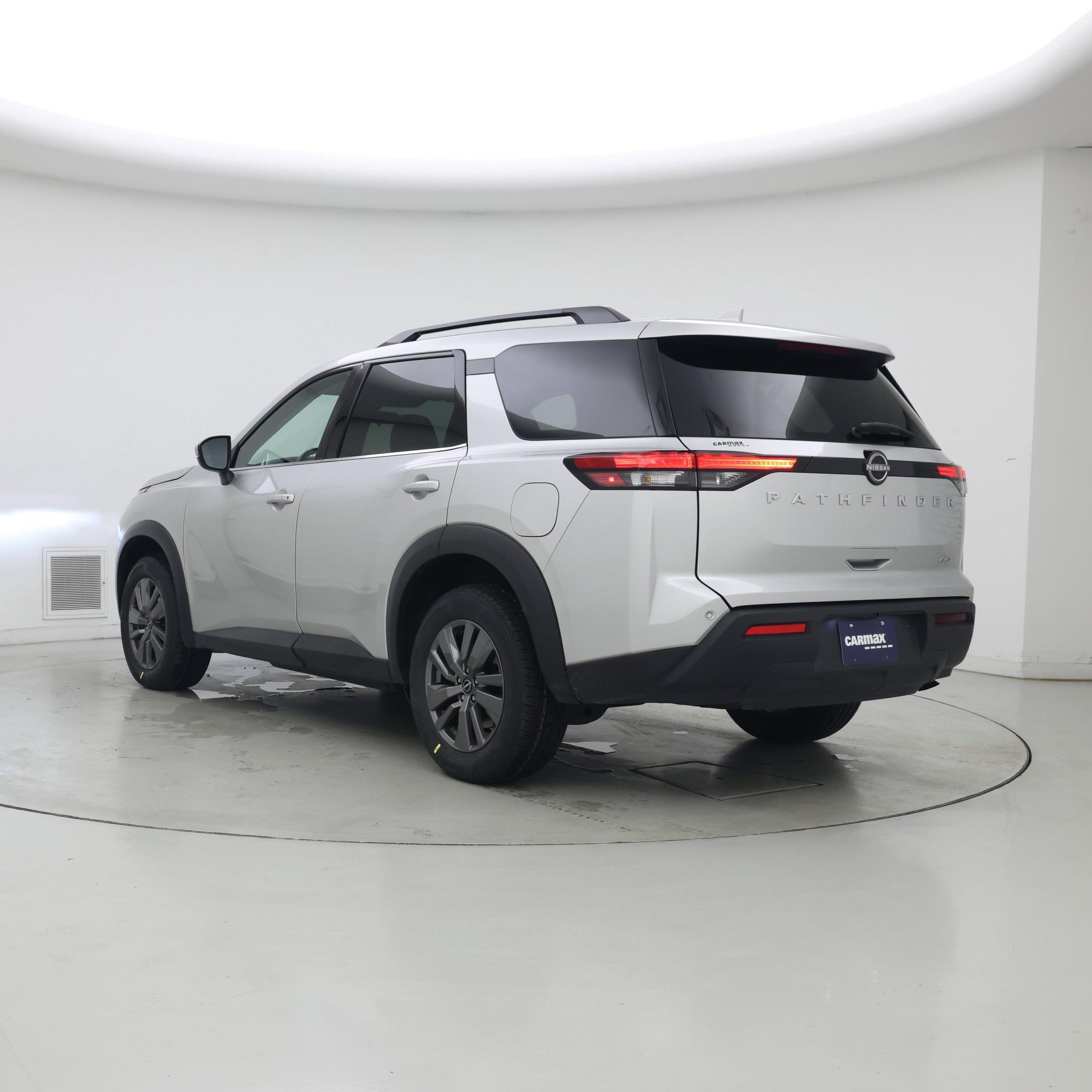 Thumbnail: 2025 Nissan Pathfinder - 2