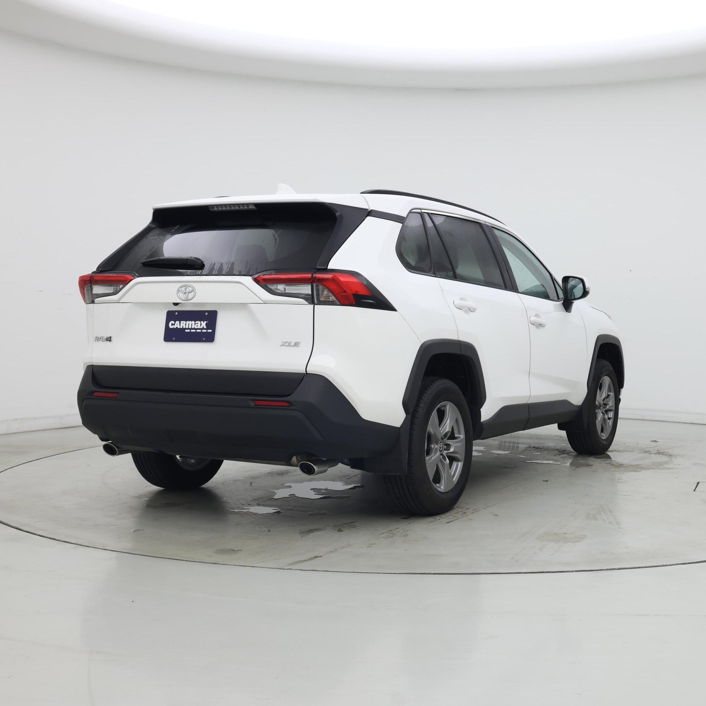Thumbnail: 2025 Toyota RAV4 - 8