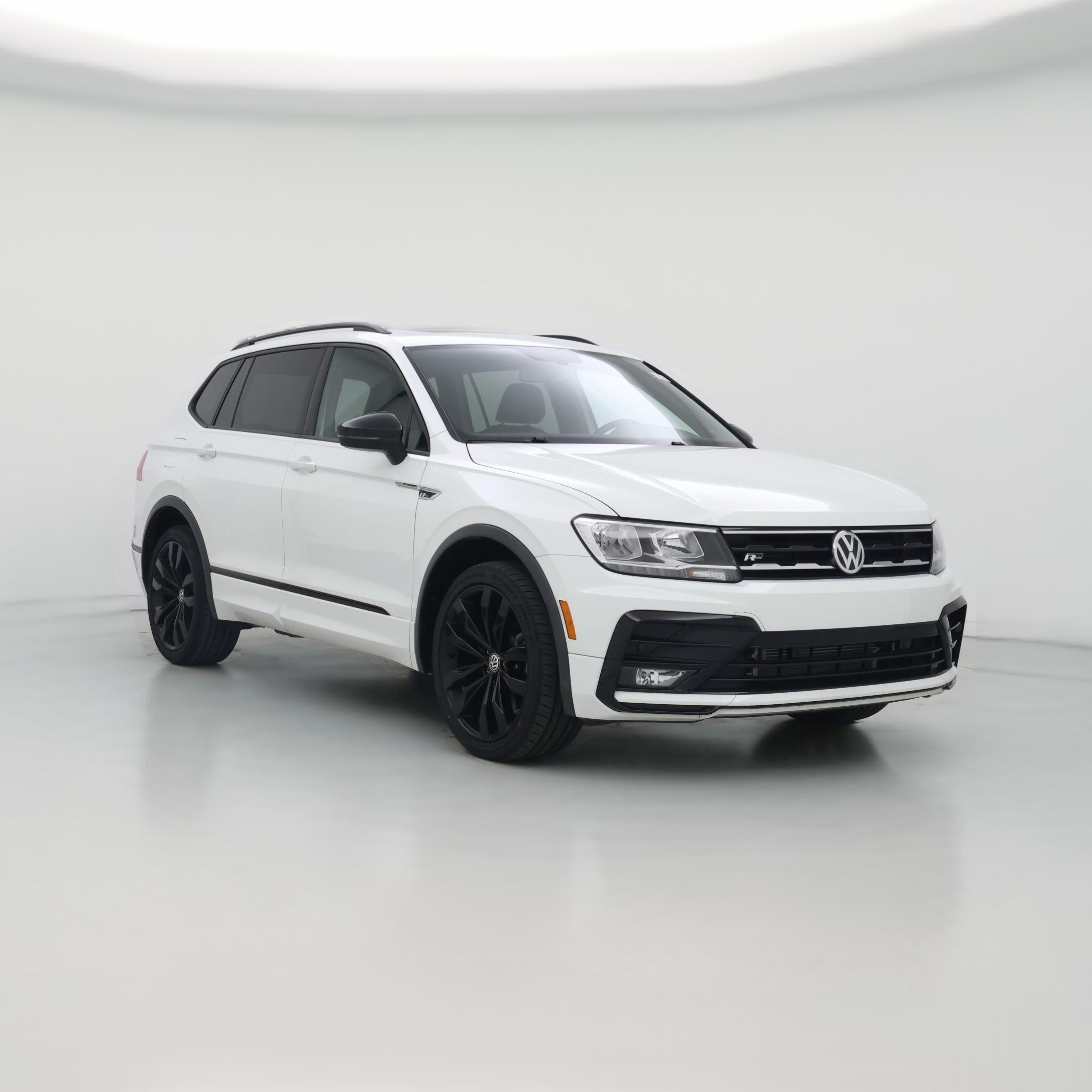 Thumbnail: 2021 Volkswagen Tiguan - 1