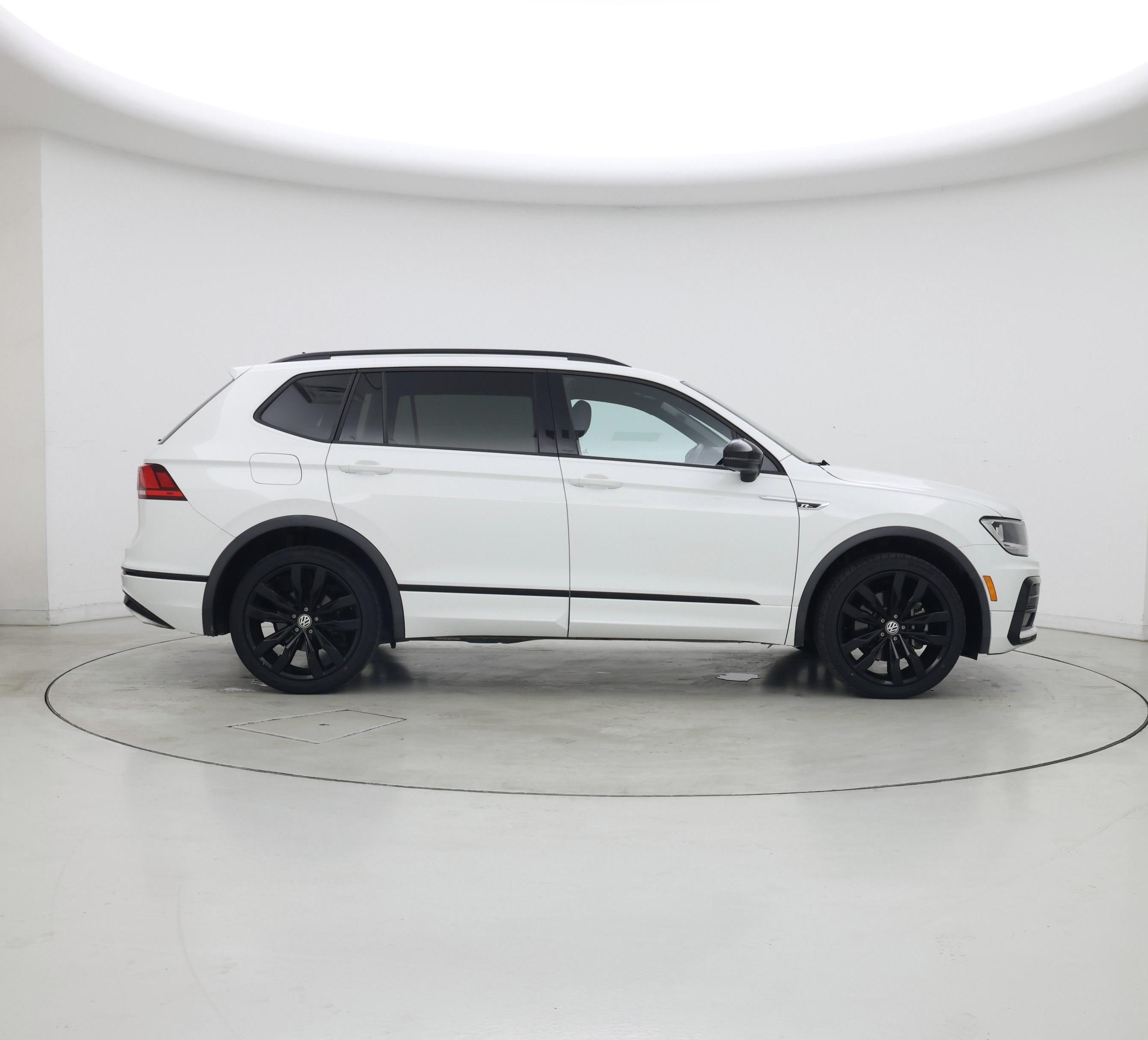 Thumbnail: 2021 Volkswagen Tiguan - 7