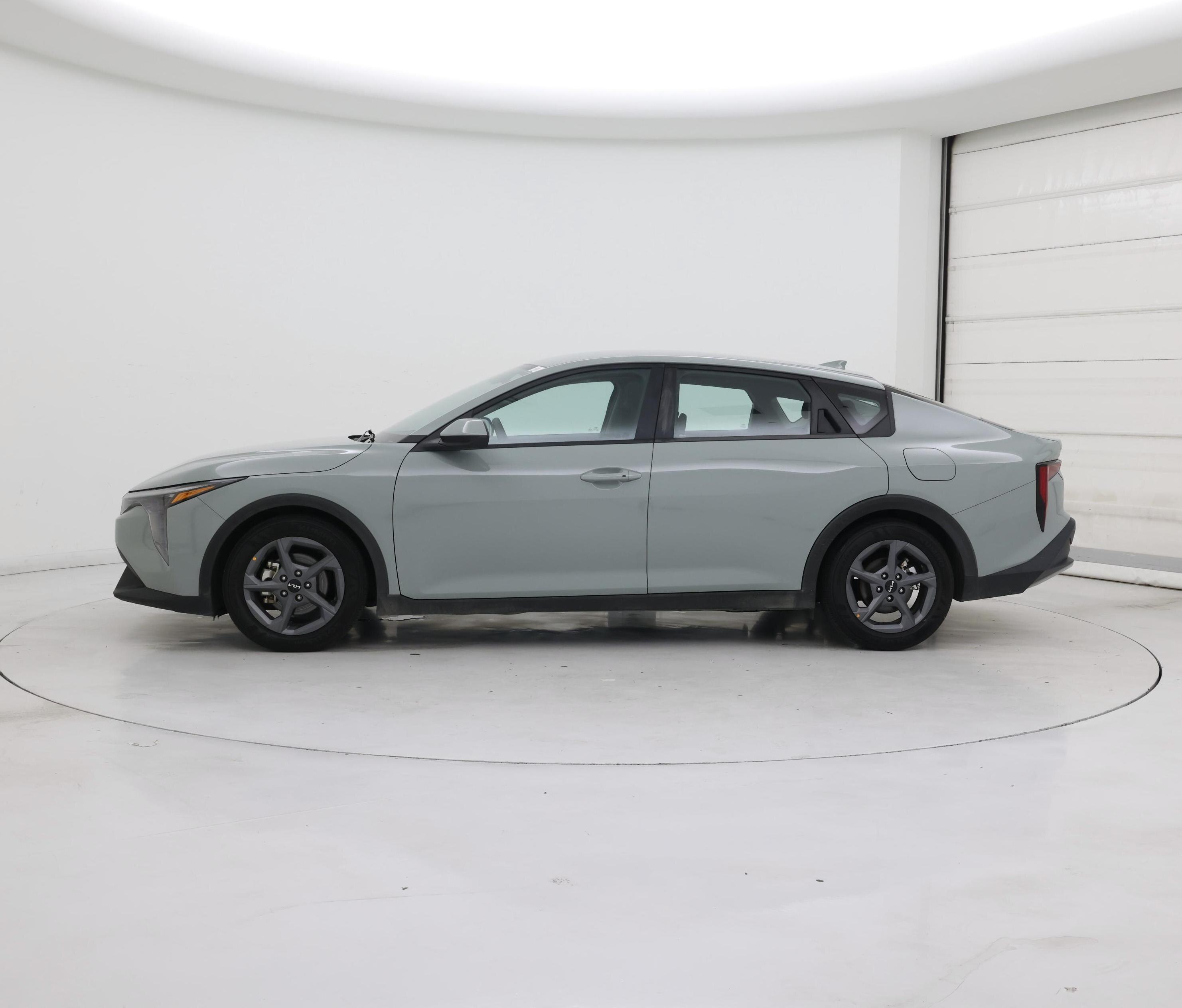 Thumbnail: 2025 Kia K4 - 3