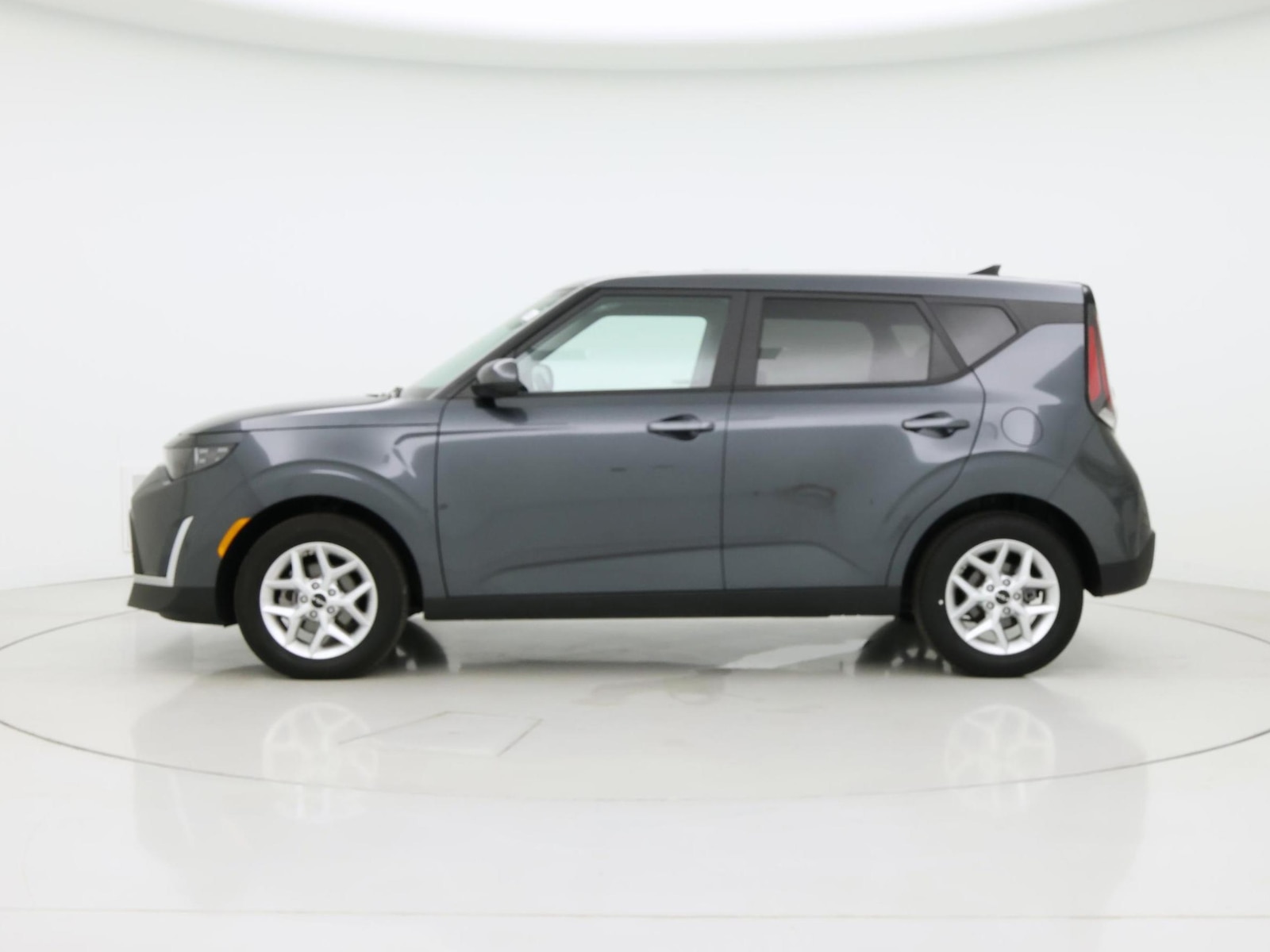 2025 Kia Soul LX - Photo 4