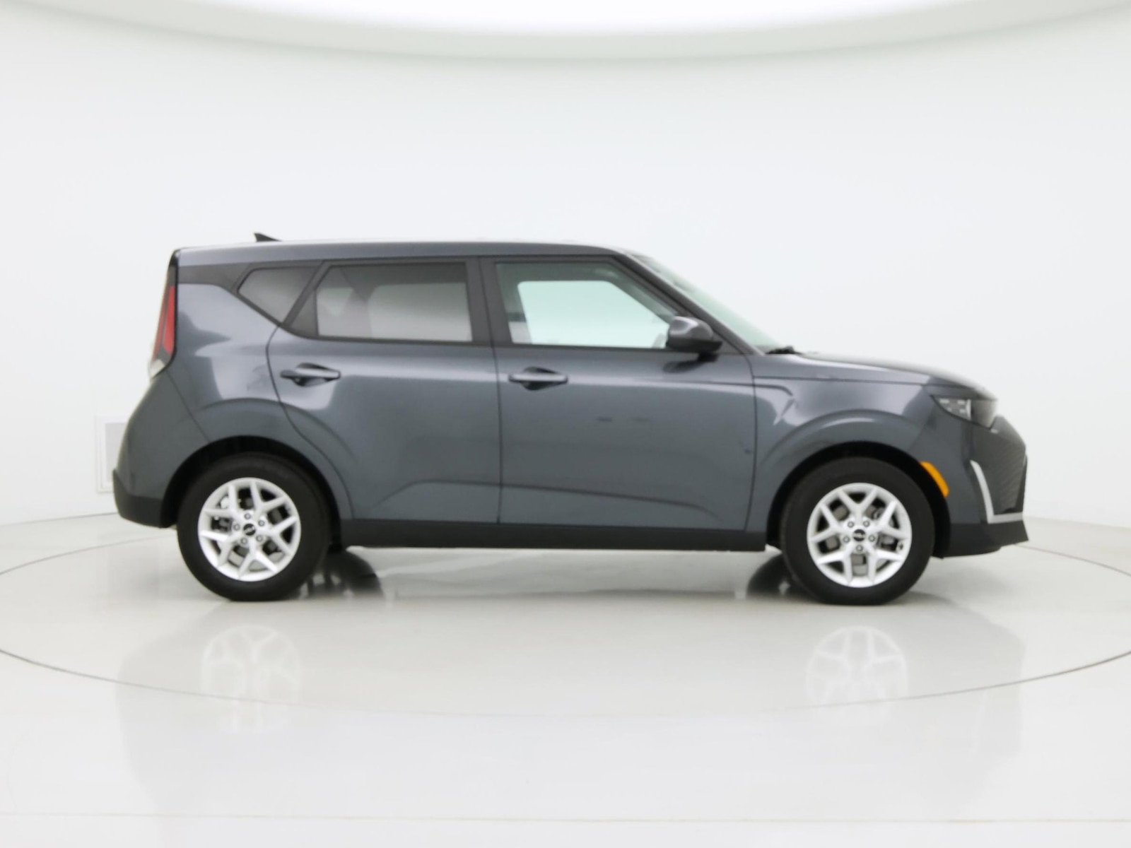 2025 Kia Soul LX - Photo 8