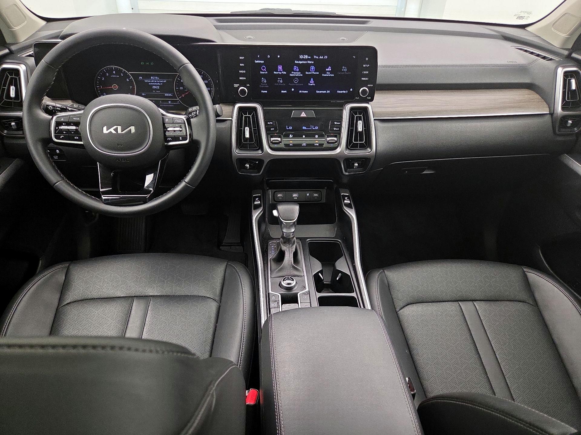 Thumbnail: 2023 Kia Sorento - 9
