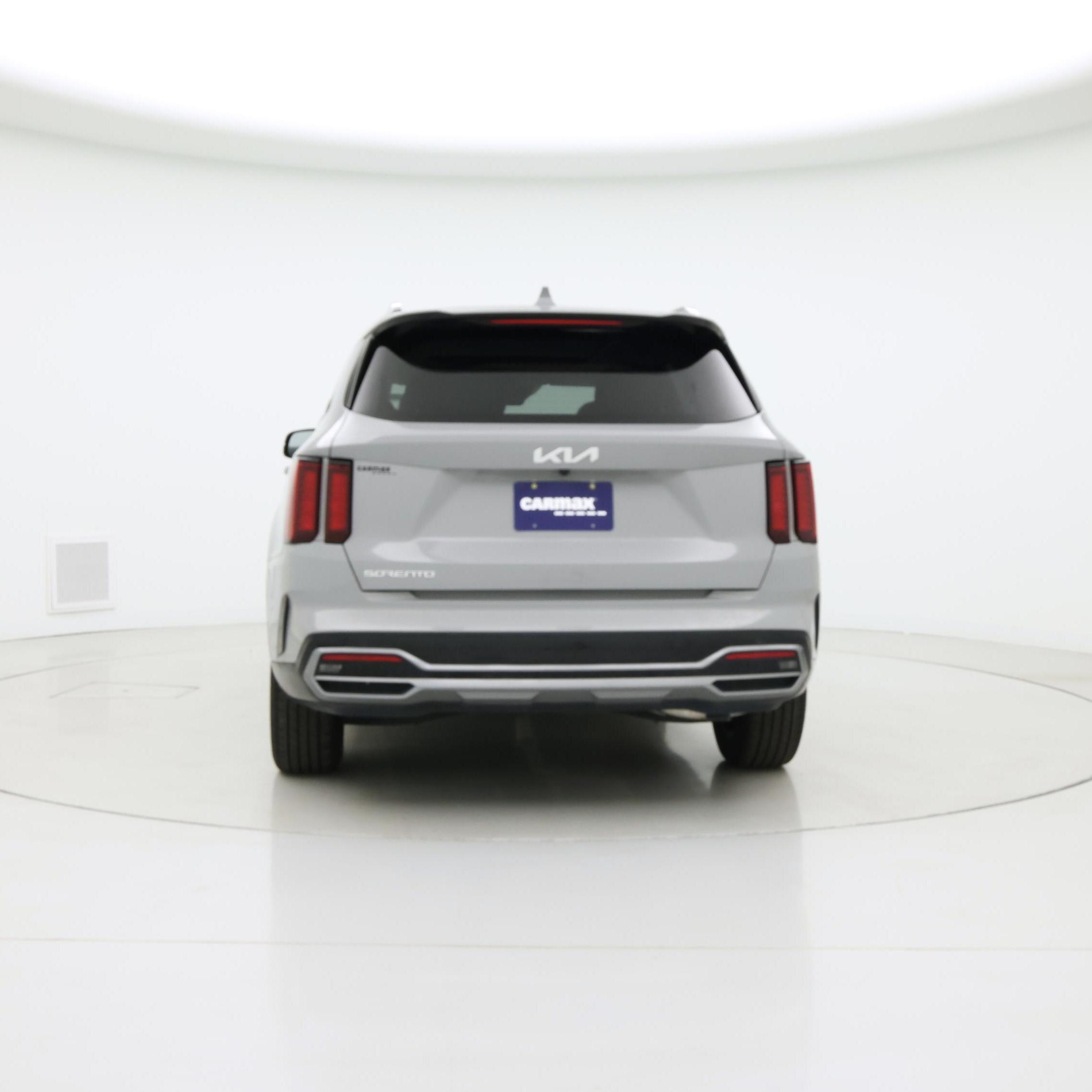 Thumbnail: 2023 Kia Sorento - 6