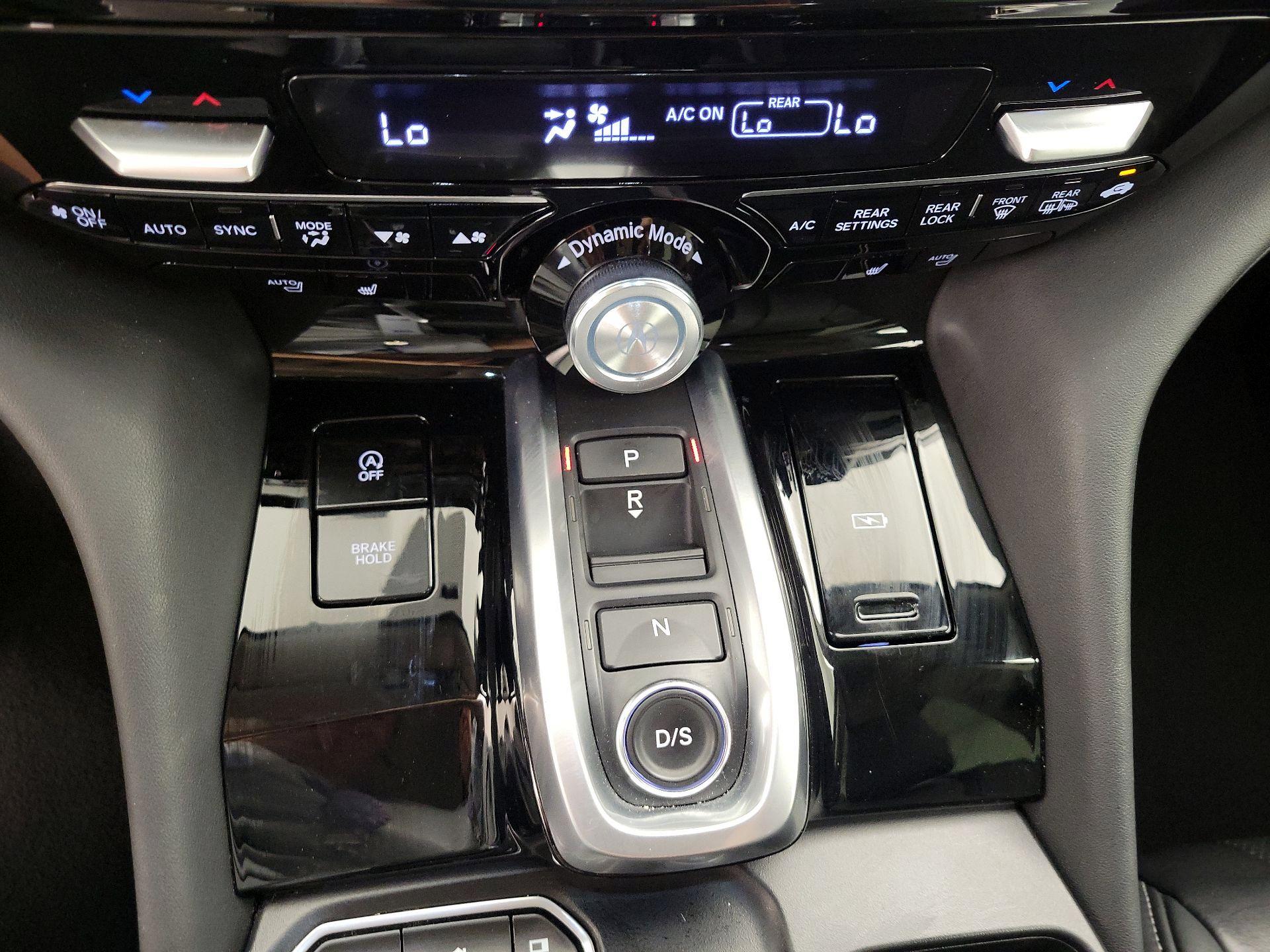Thumbnail: 2023 Acura MDX - 17