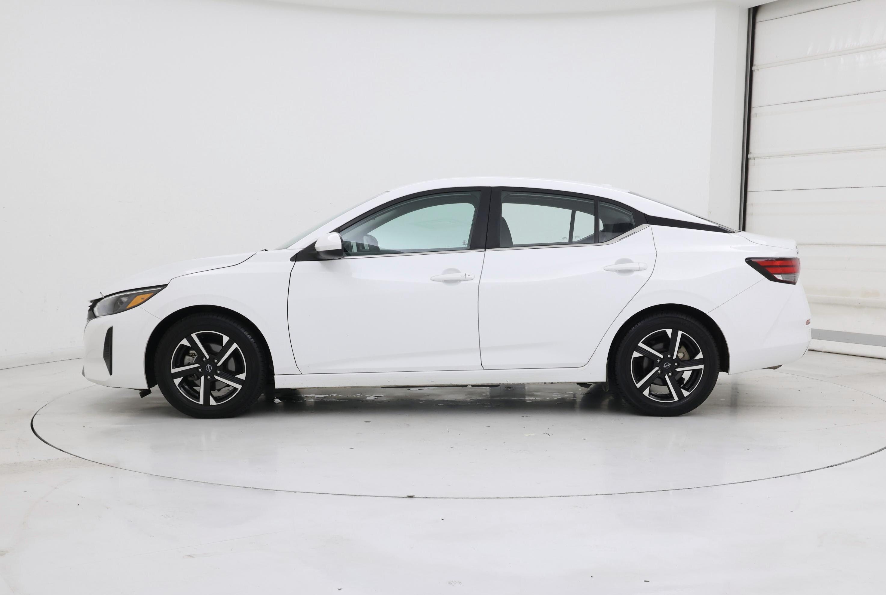 Thumbnail: 2024 Nissan Sentra - 3