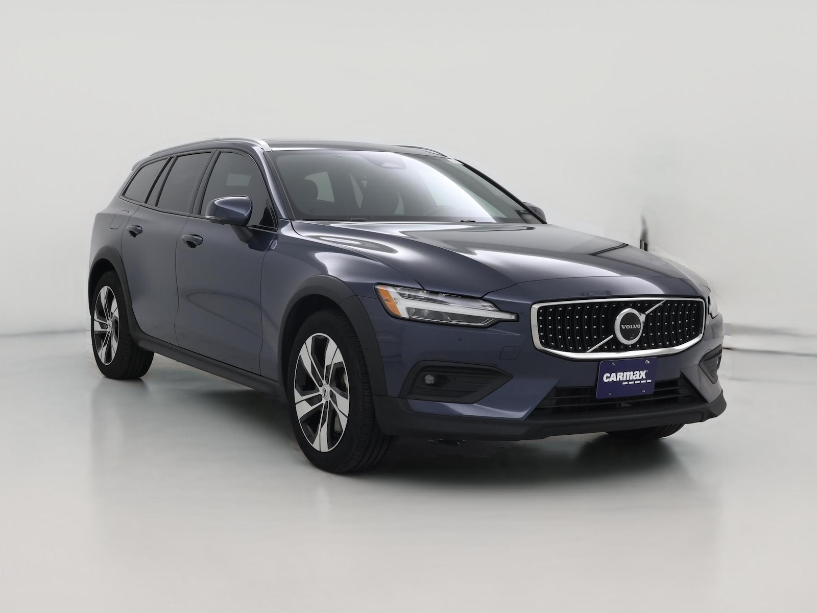2025 Volvo V60 Cross Country