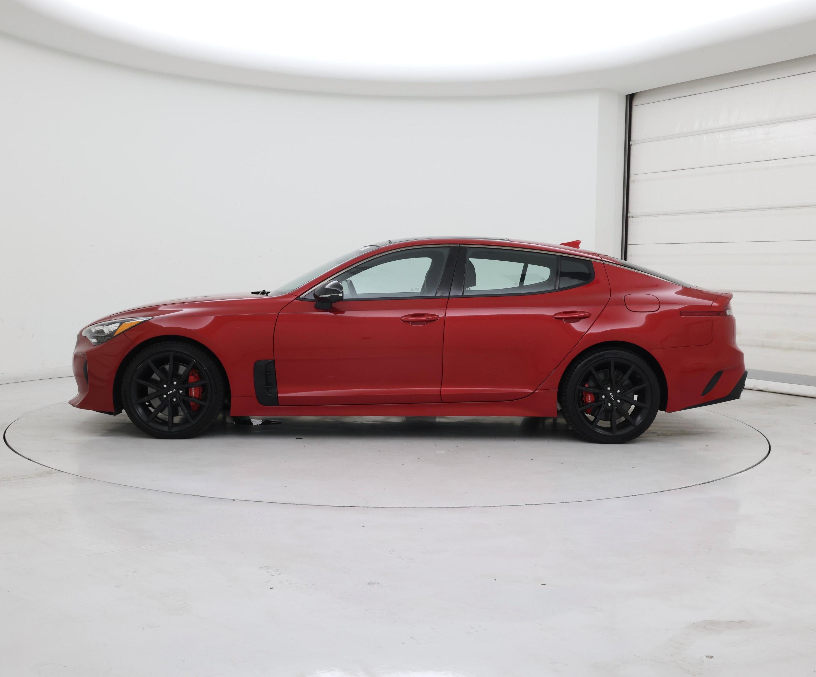 Thumbnail: 2023 Kia Stinger - 3