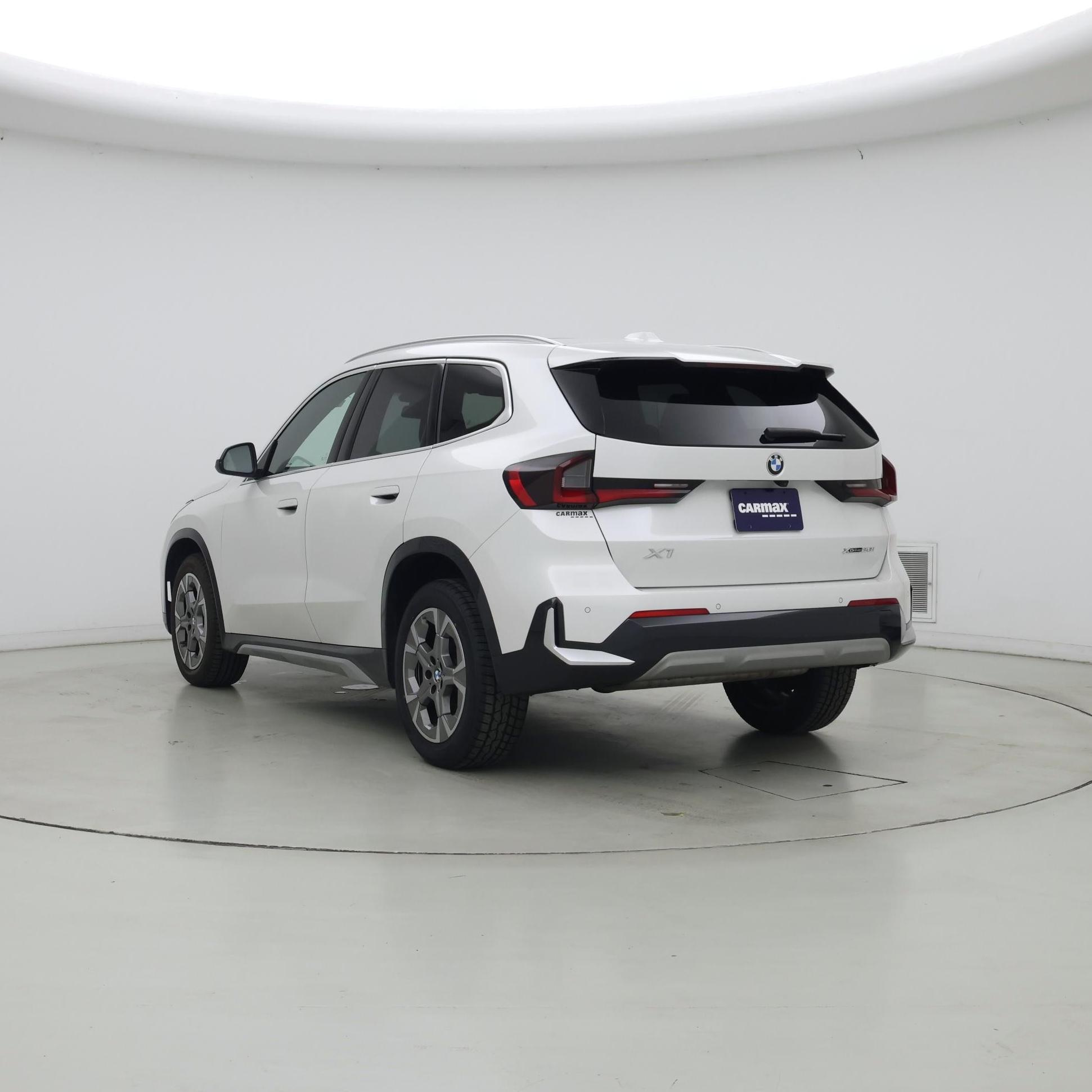 Thumbnail: 2025 BMW X1 - 2