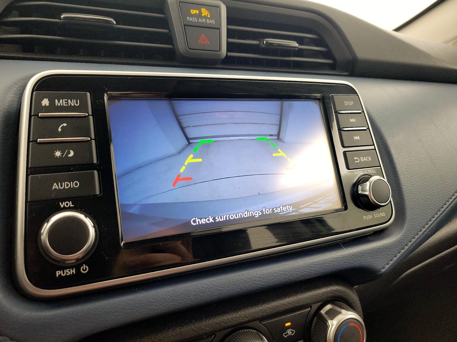 2025 Nissan Versa Sedan SV - Photo 13