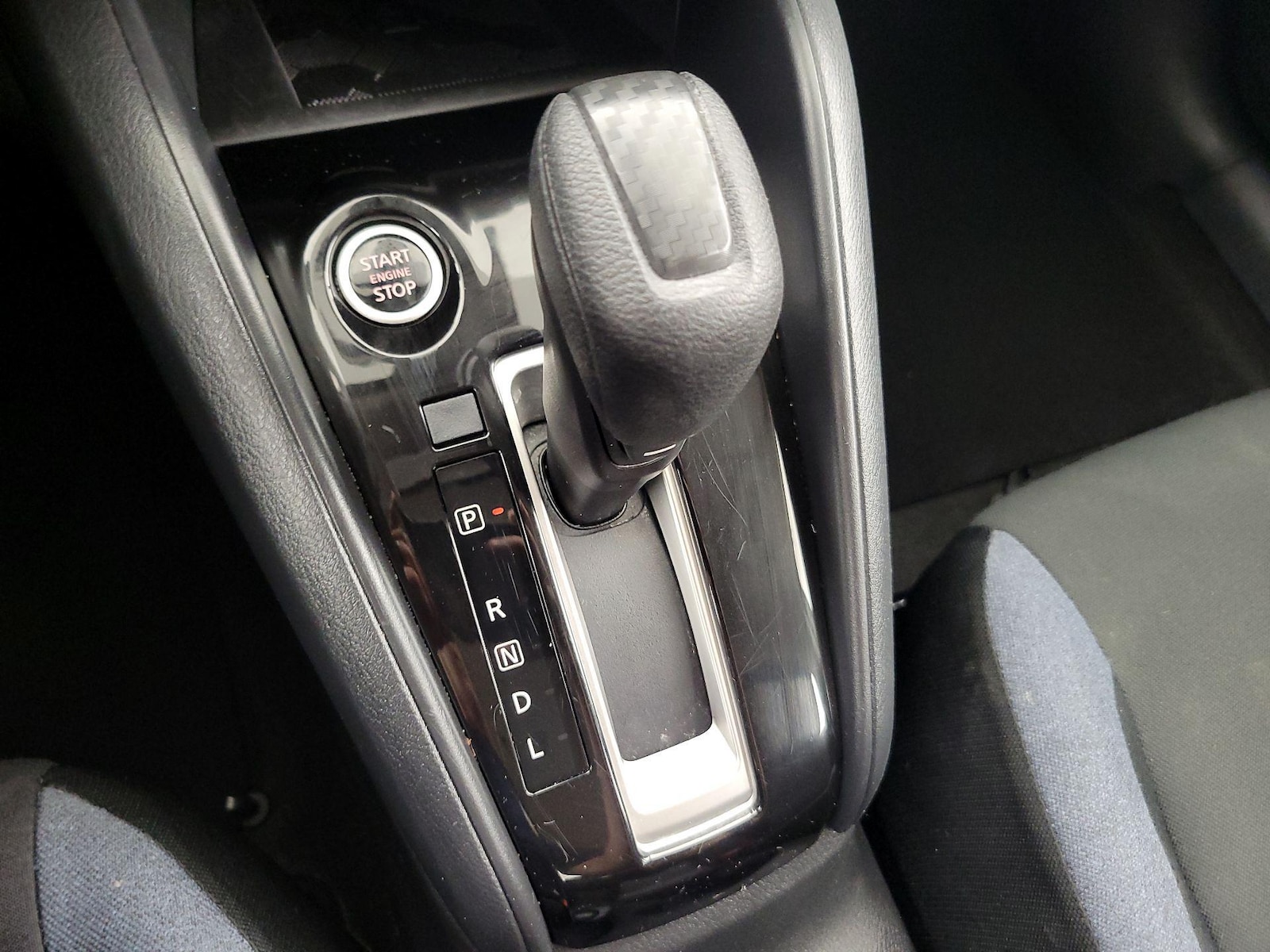 2025 Nissan Versa Sedan SV - Photo 16