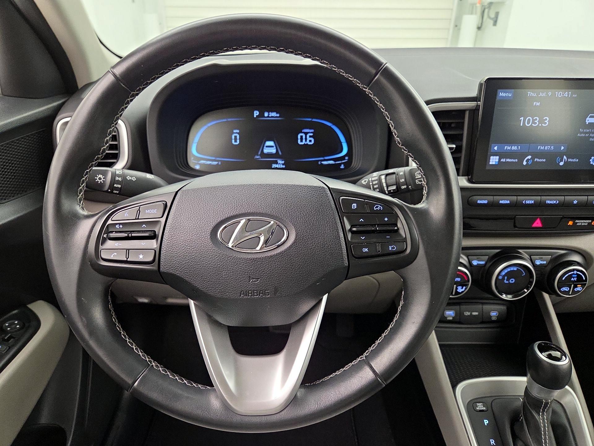 Thumbnail: 2024 Hyundai Venue - 10